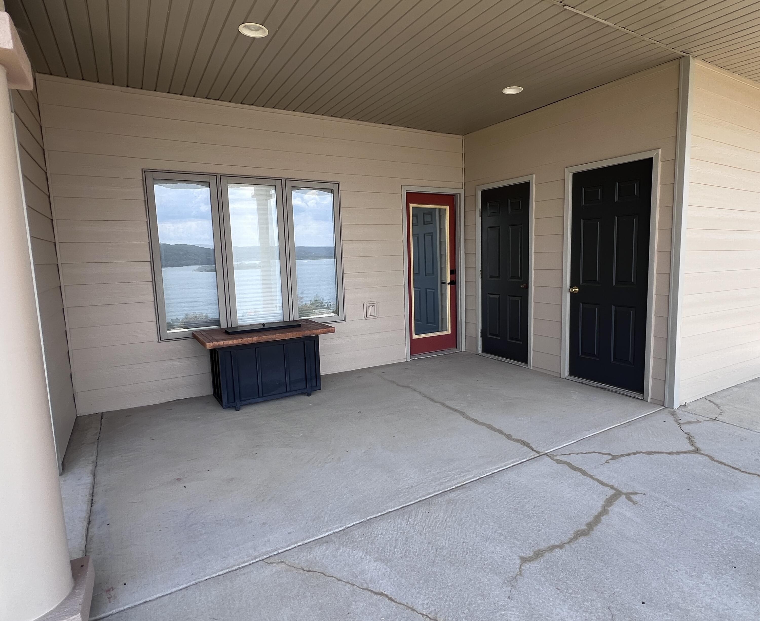 160 Villa Drive Property Photo 8