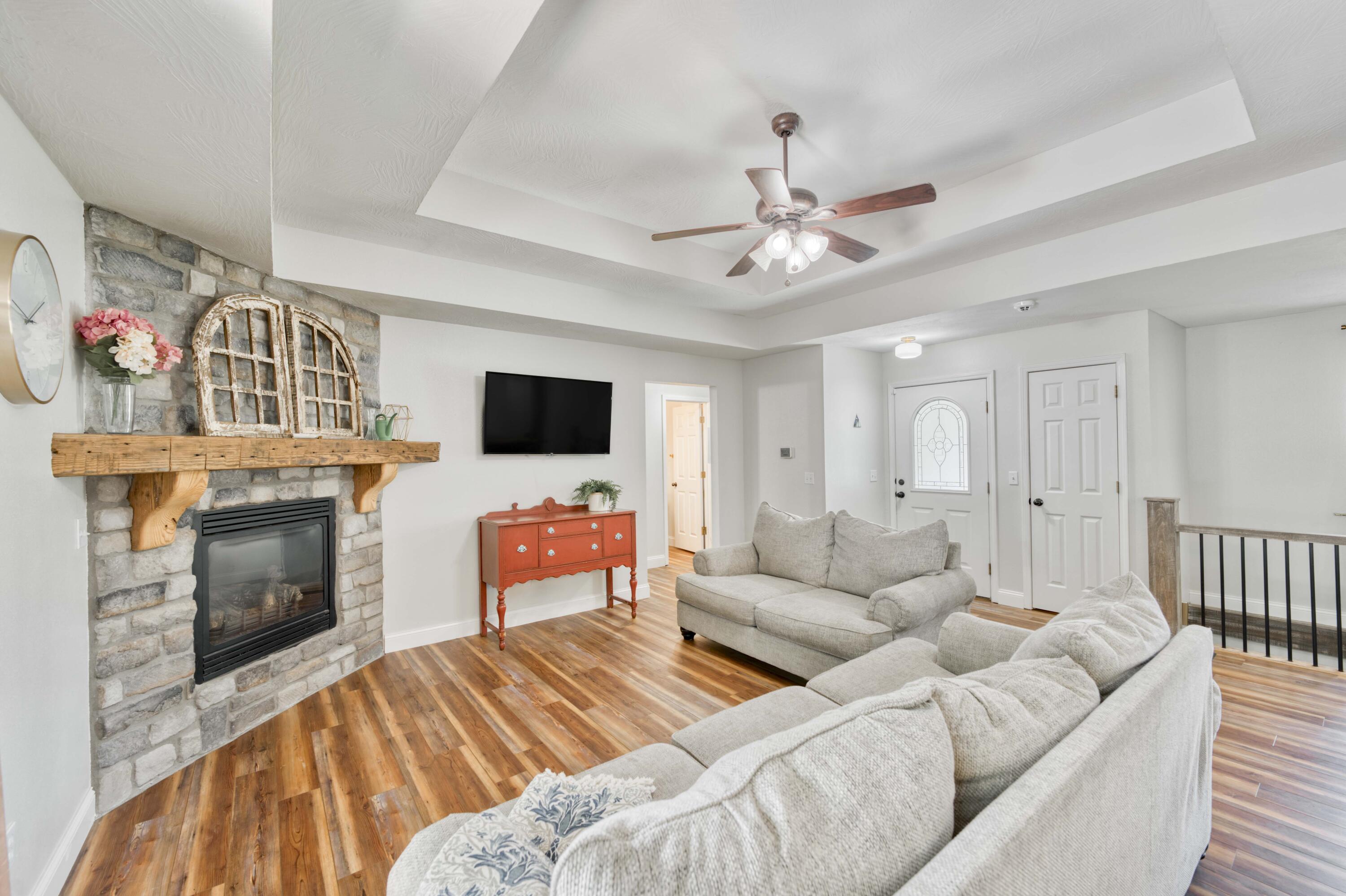743 East Gallup Hill Road Property Photo 4