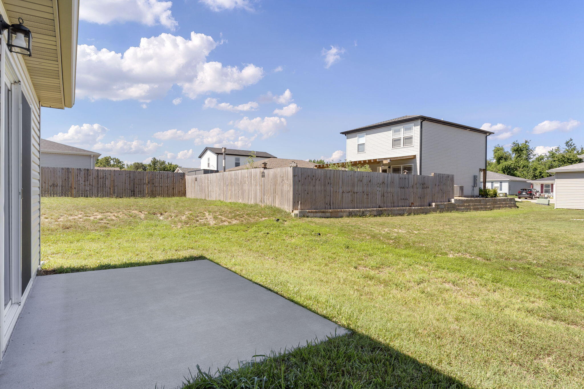 142 Oakwood Estates Court Property Photo 42