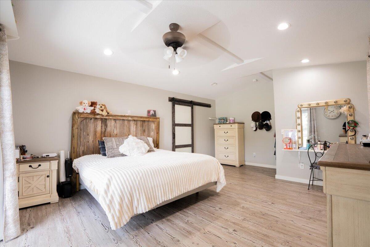11284 Norway Road Property Photo 23