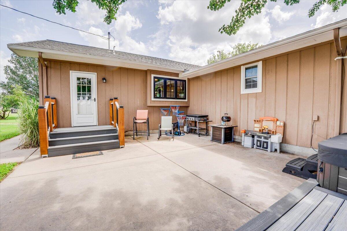 11284 Norway Road Property Photo 30