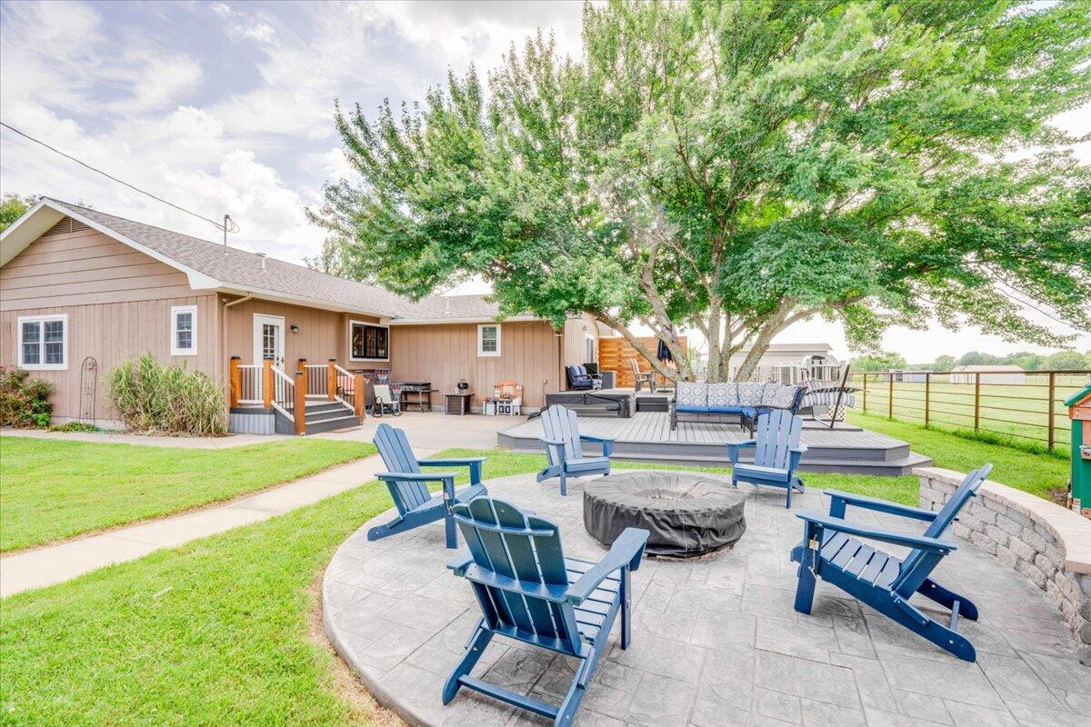 11284 Norway Road Property Photo 32