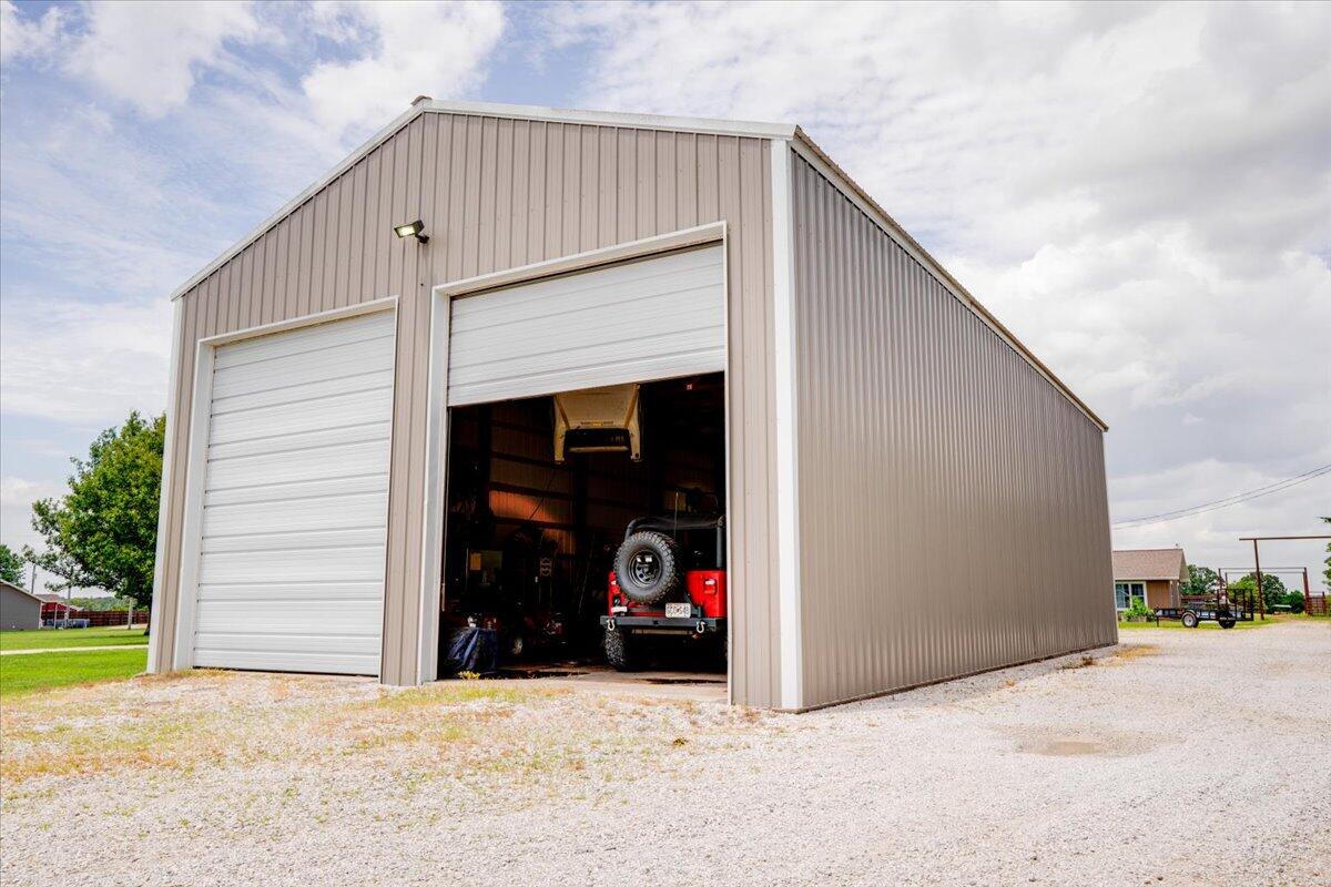 11284 Norway Road Property Photo 45