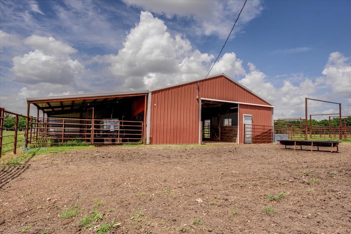 11284 Norway Road Property Photo 51