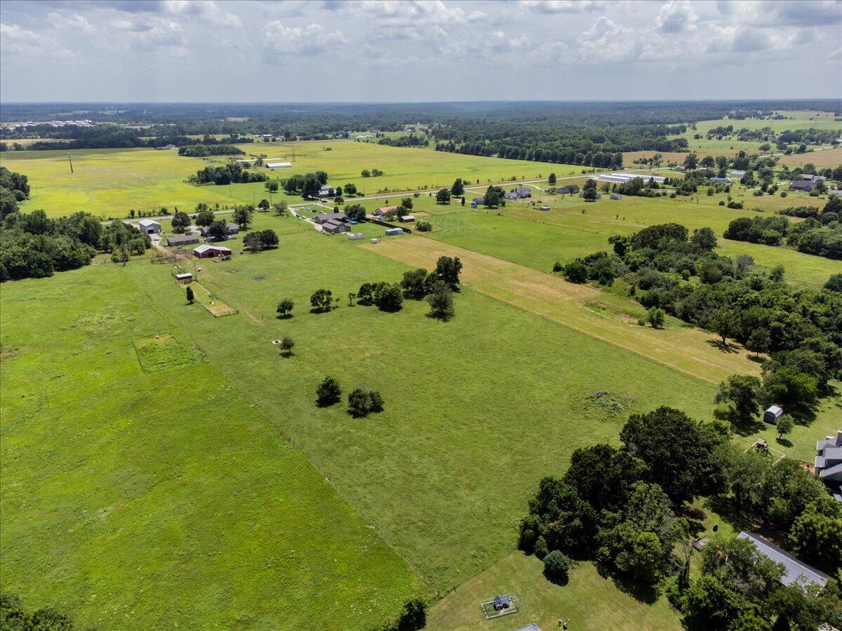 11284 Norway Road Property Photo 54