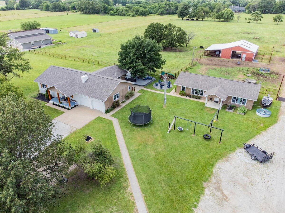 11284 Norway Road Property Photo 62