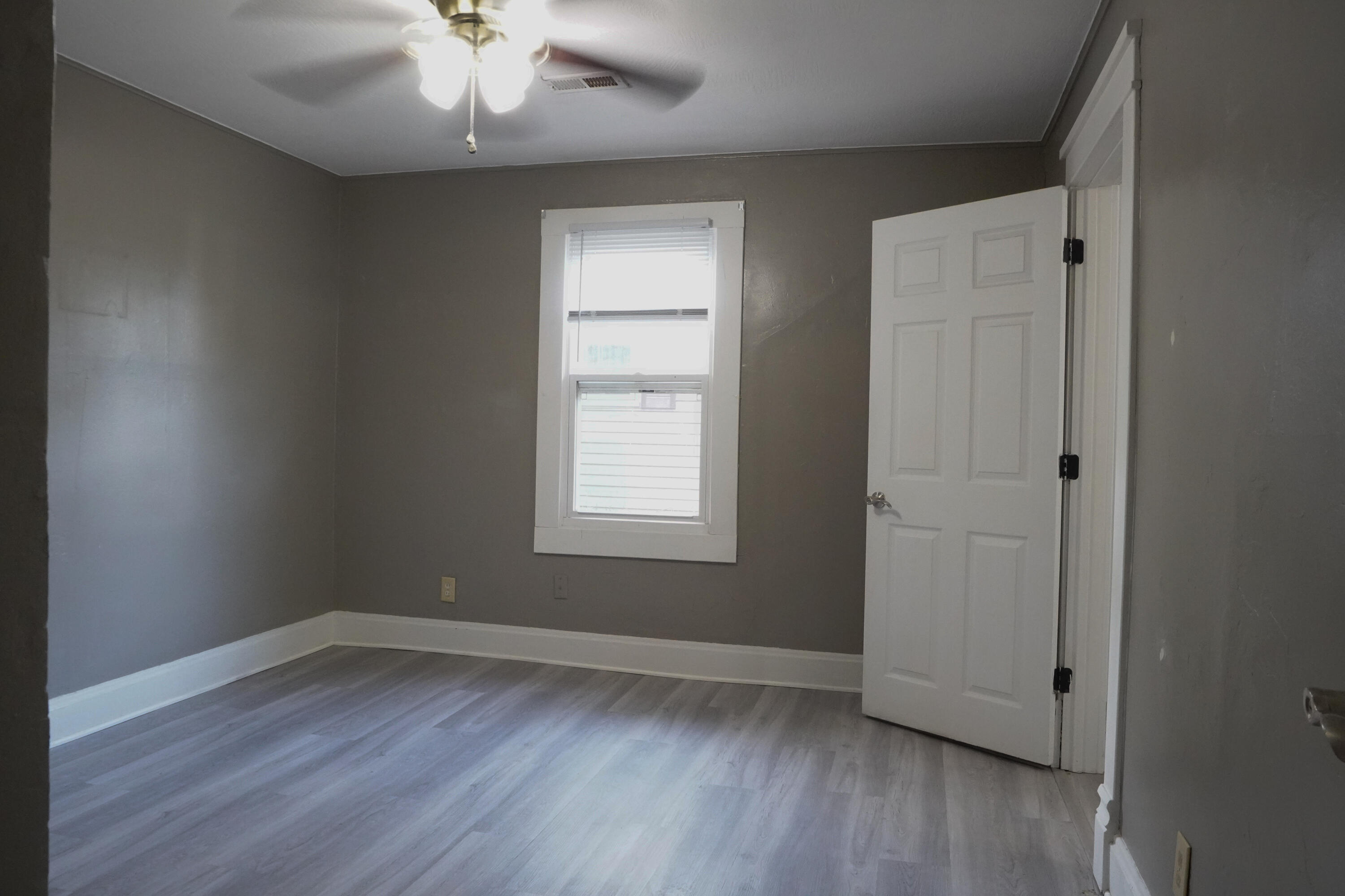 1019 North Clifton Avenue Property Photo 7