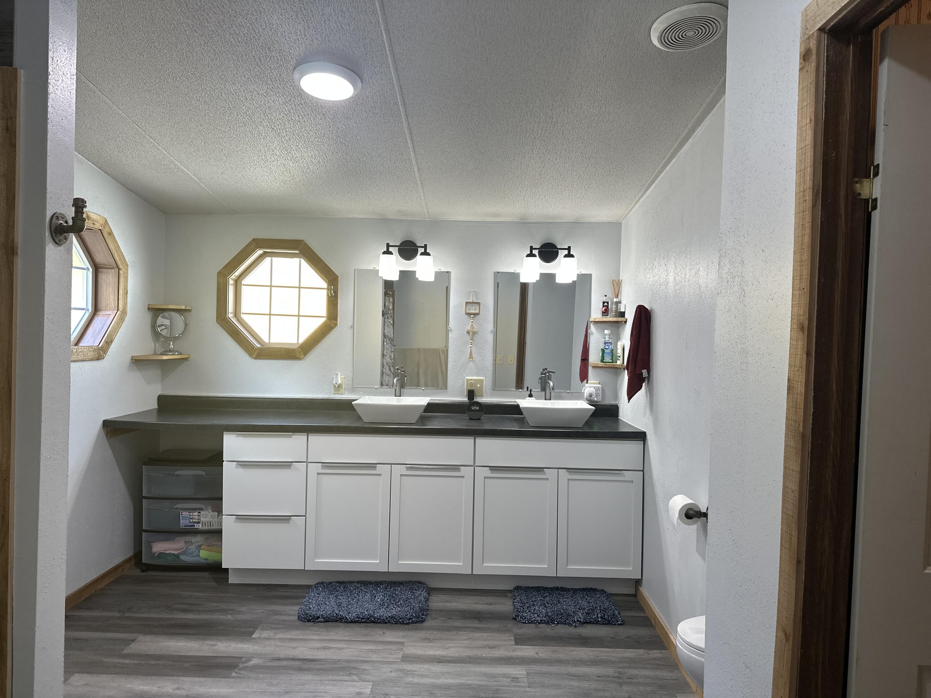 5421 South 192nd Road Property Photo 15