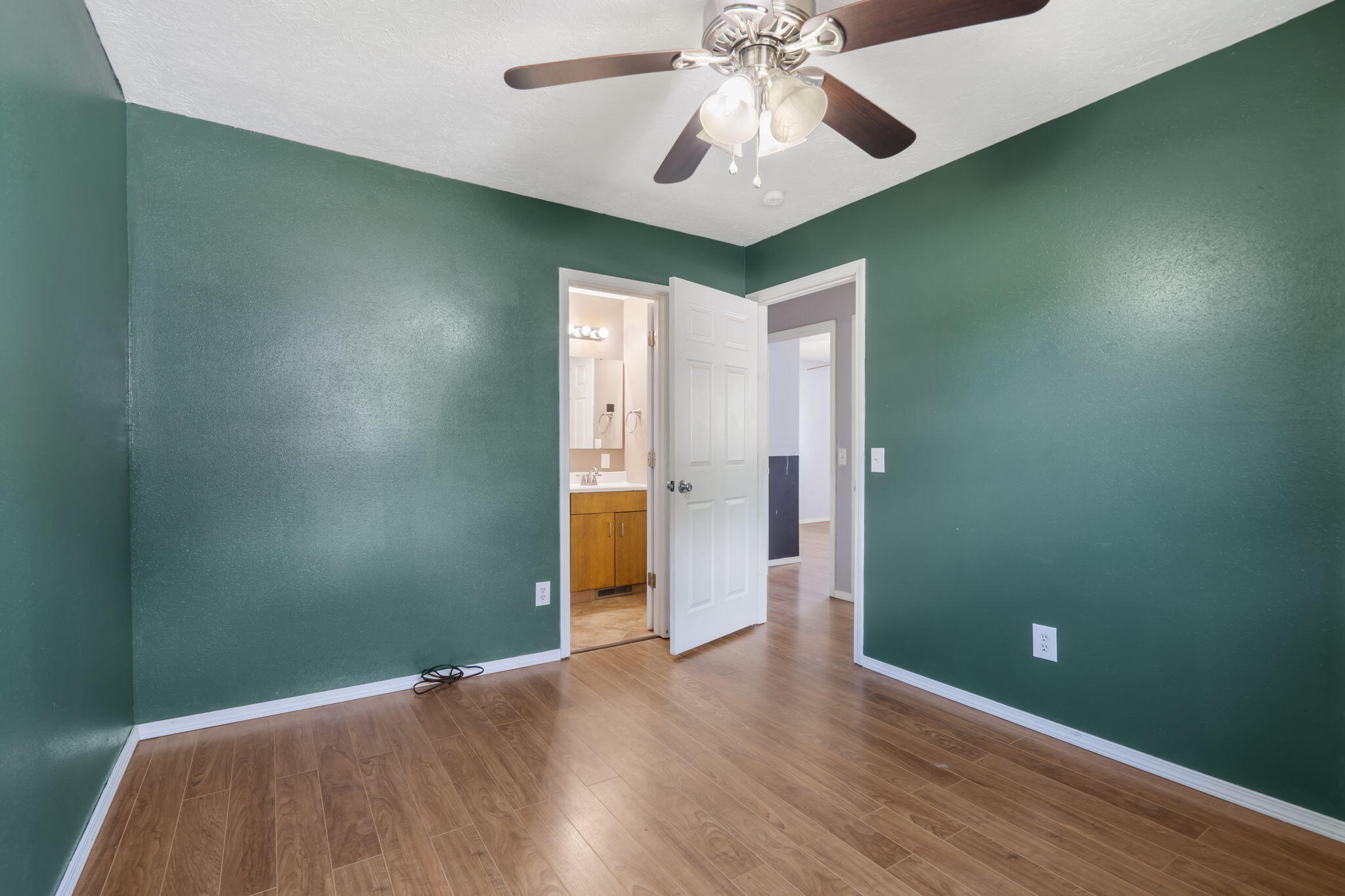 3006 North Pierce Avenue Property Photo 18