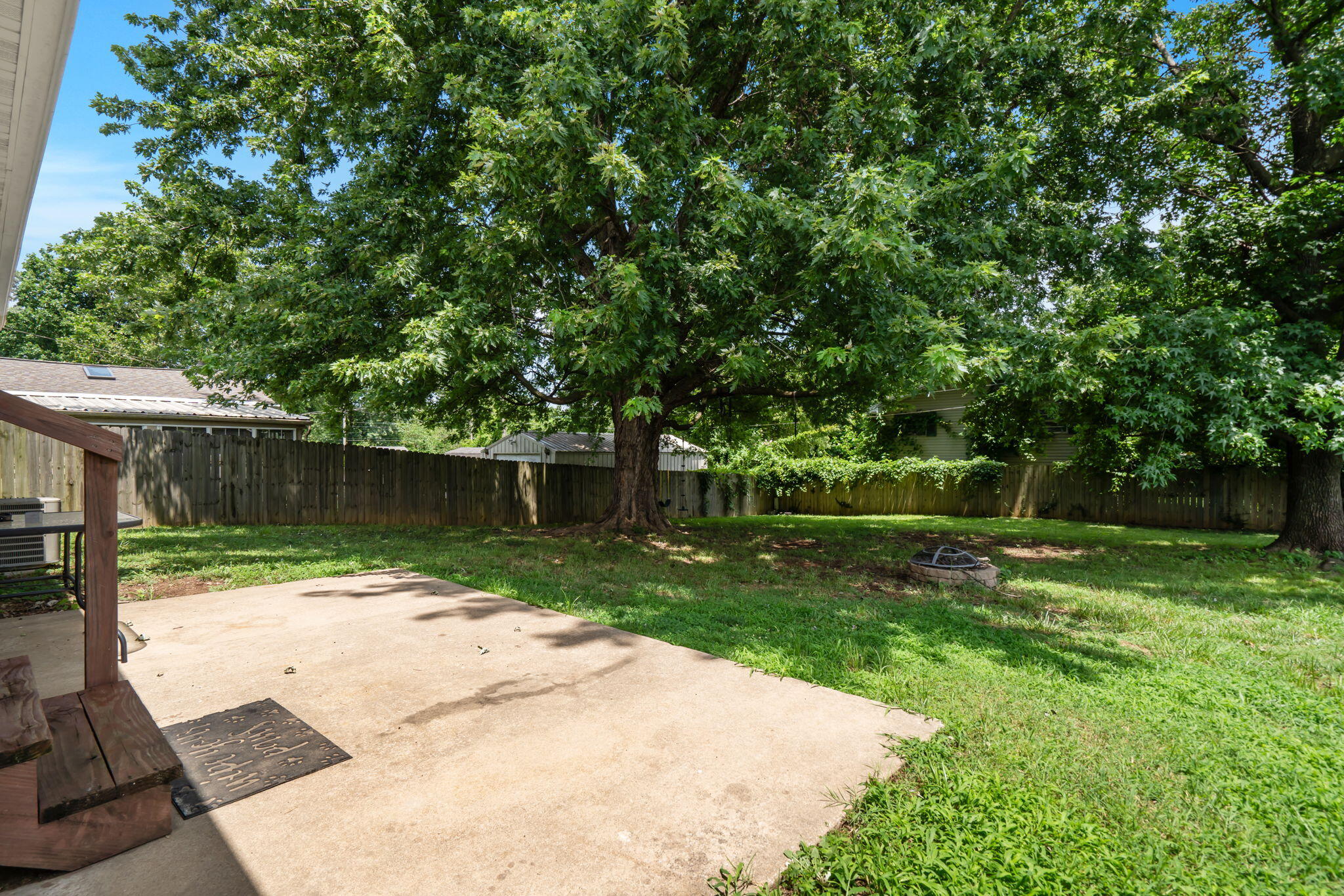 3006 North Pierce Avenue Property Photo 20