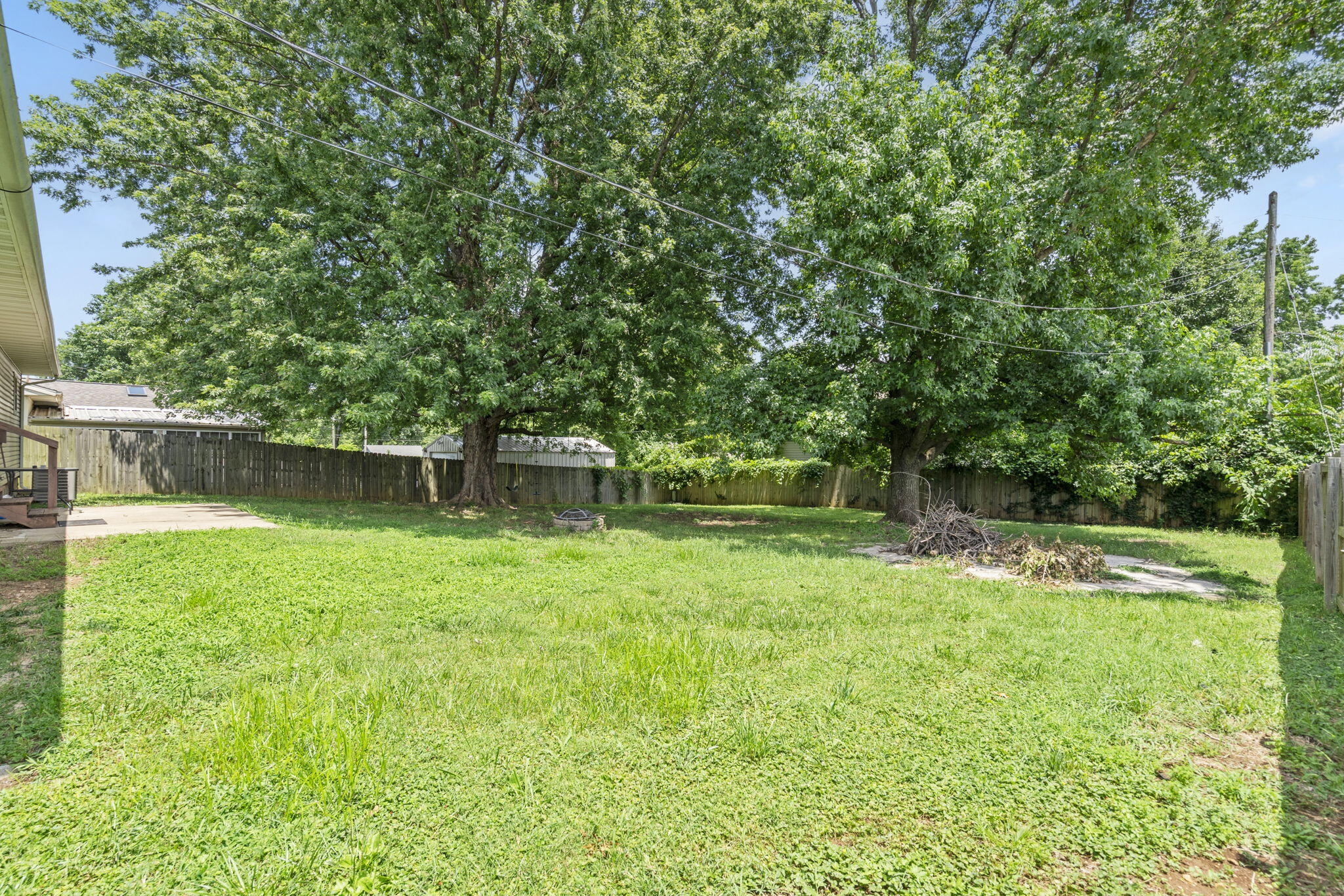 3006 North Pierce Avenue Property Photo 21