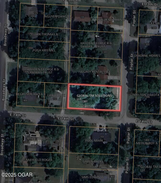 1402 Poplar Street Property Photo 1