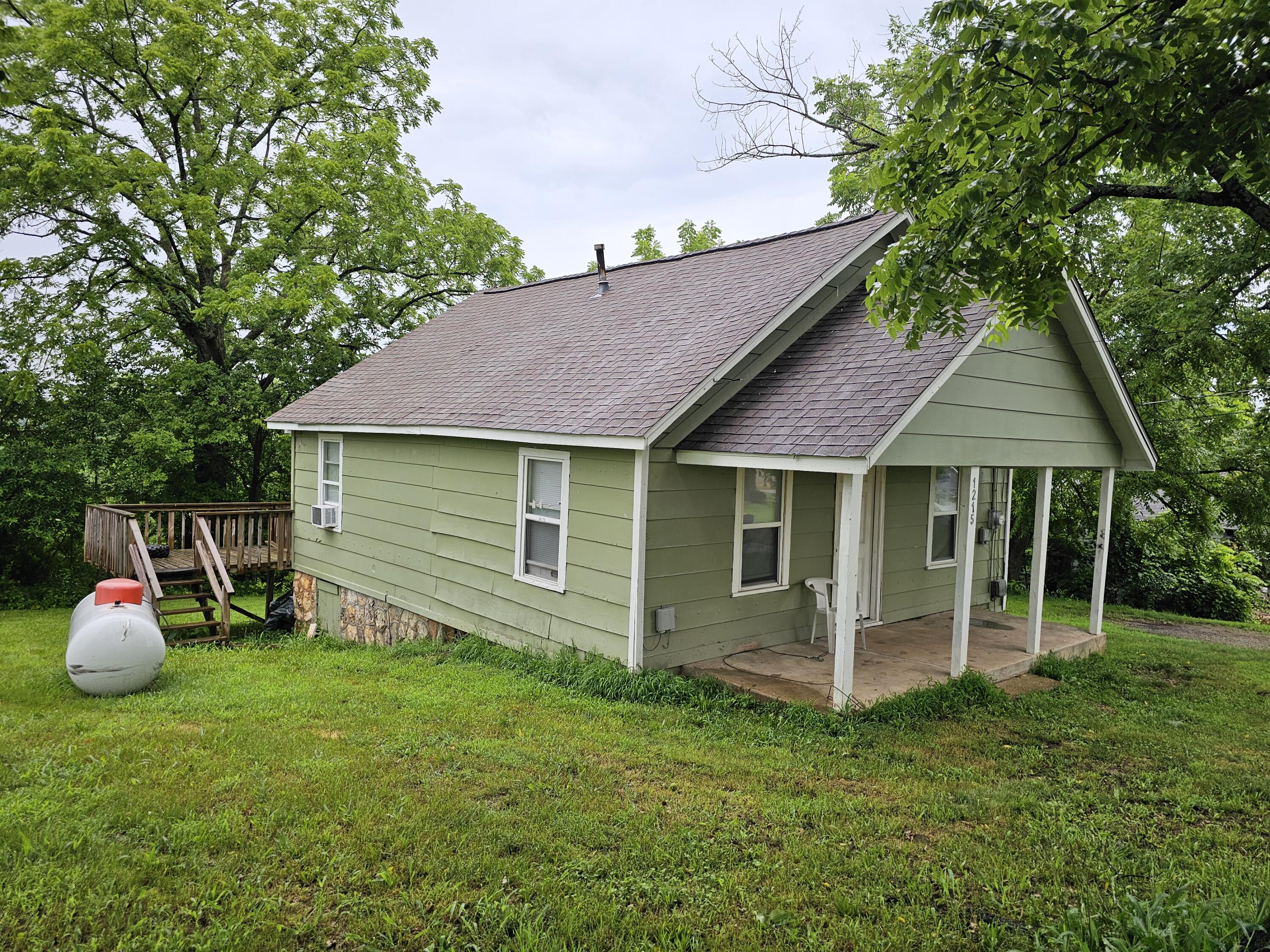 1215 Jefferson Avenue Property Photo 1