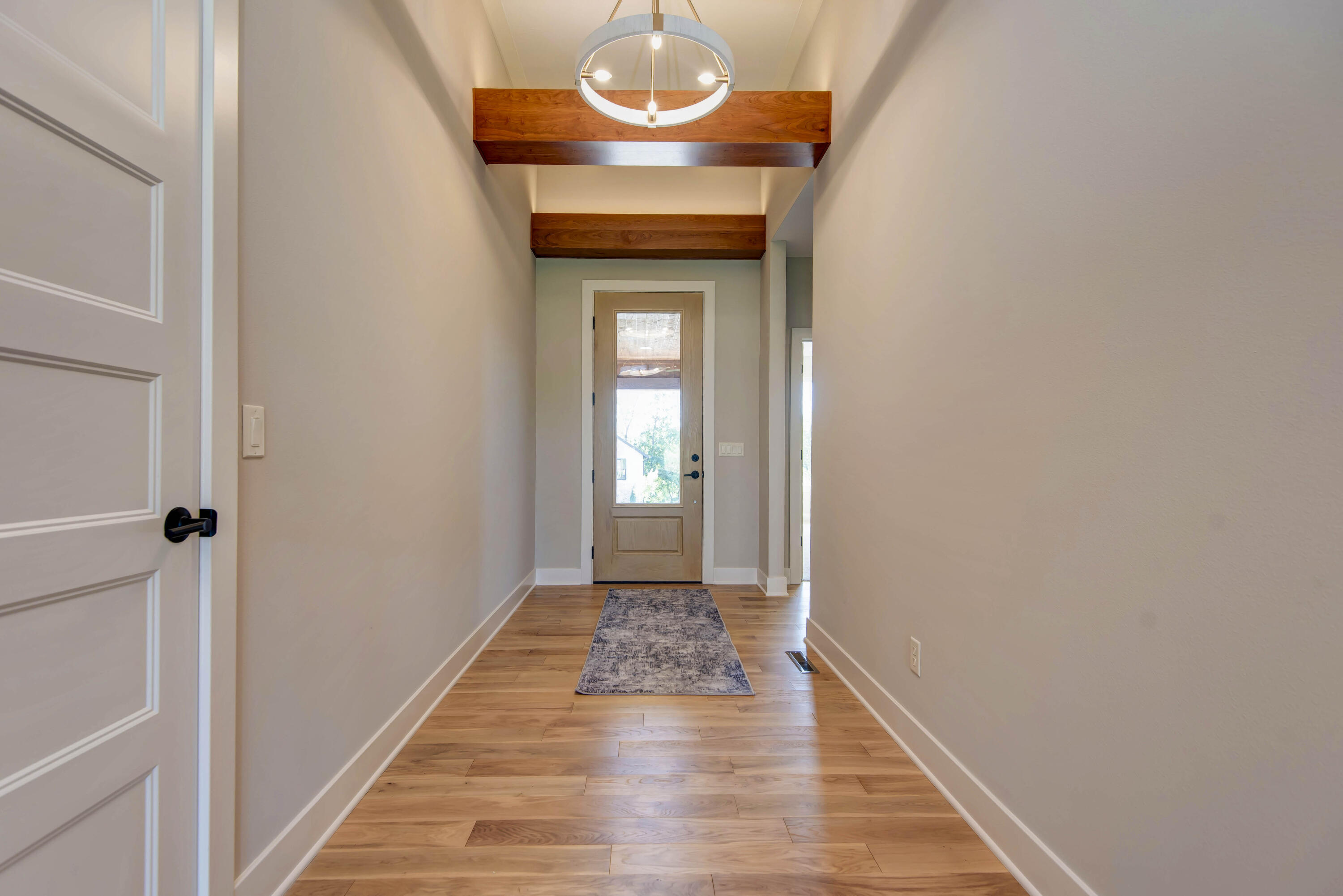 6059 South Clay Avenue Property Photo 4