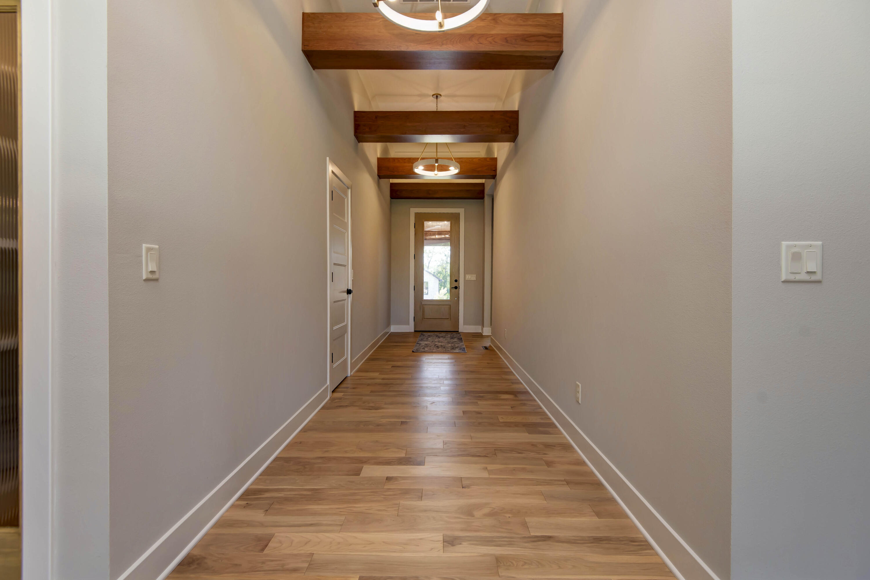 6059 South Clay Avenue Property Photo 9