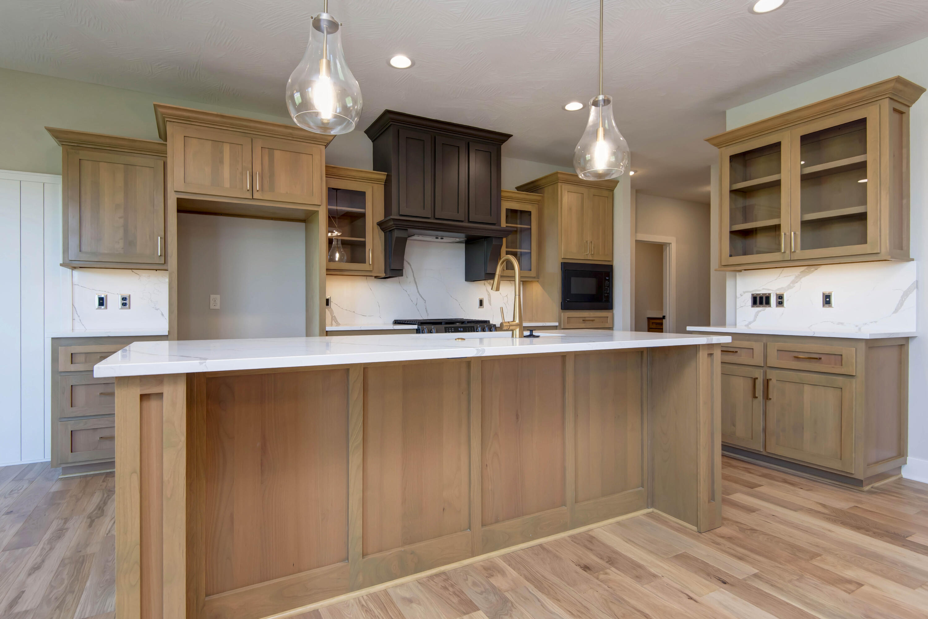 6059 South Clay Avenue Property Photo 14