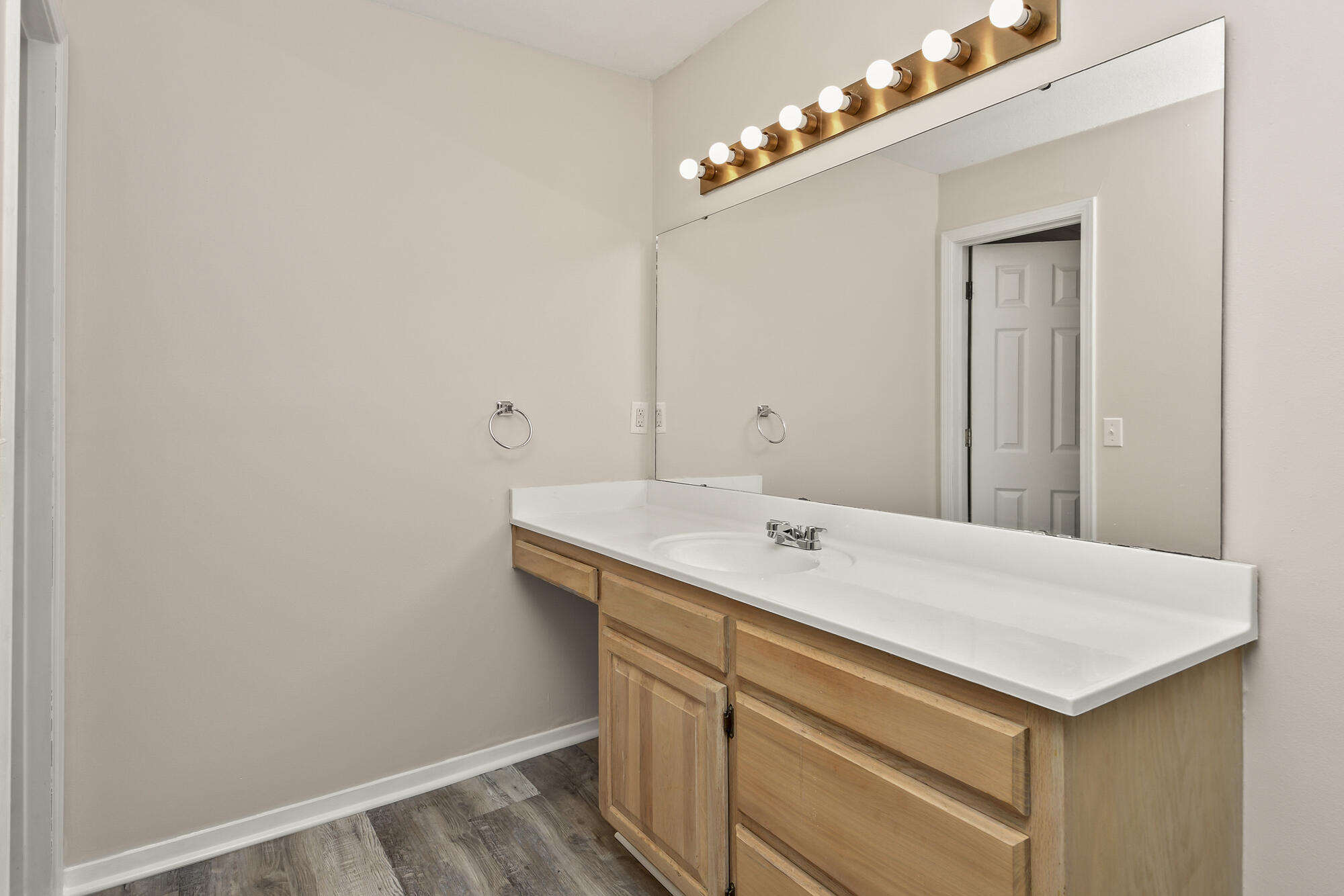 3440 South Delaware Avenue Property Photo 20