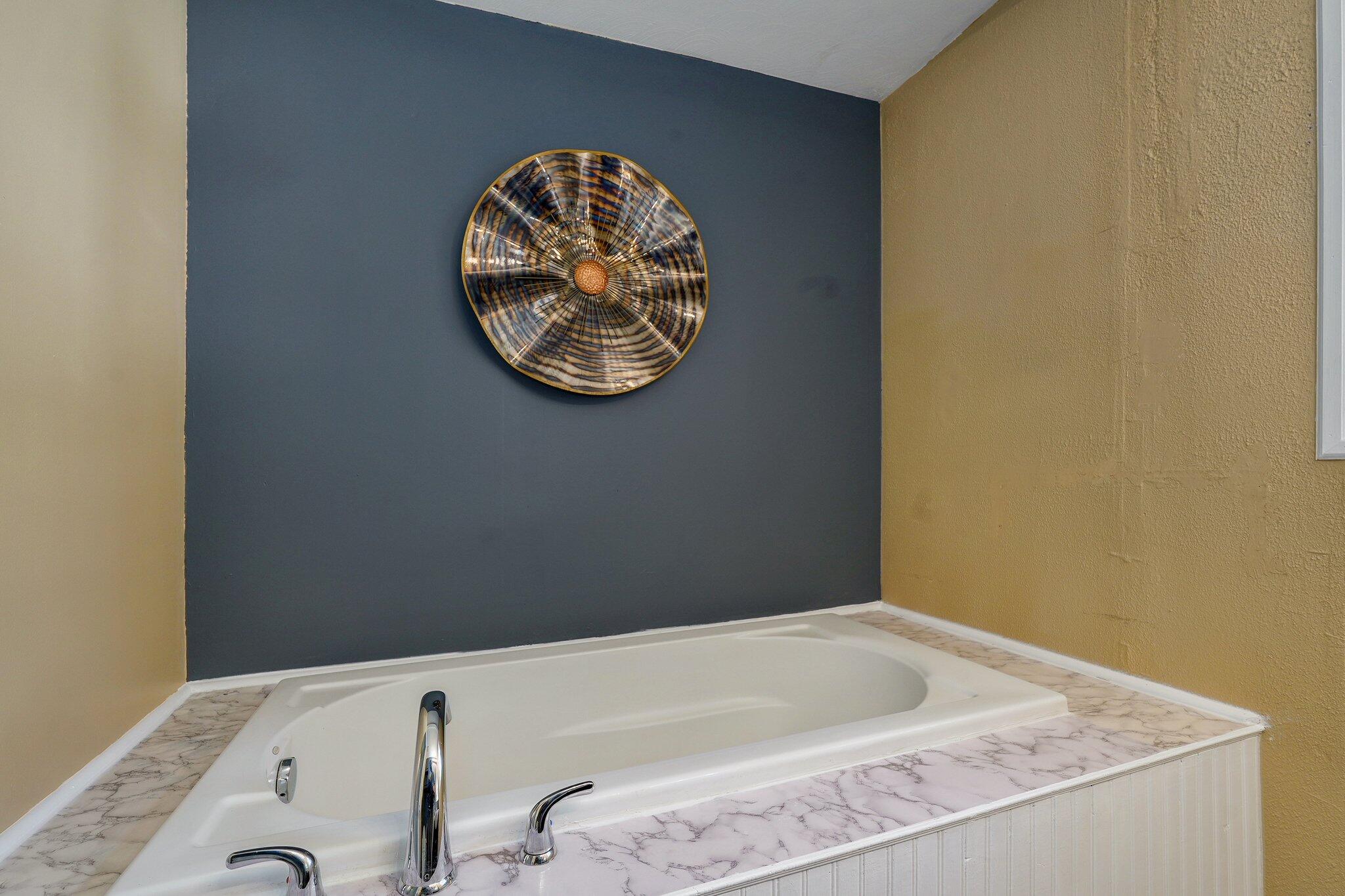 3113 North Howard Avenue Property Photo 15