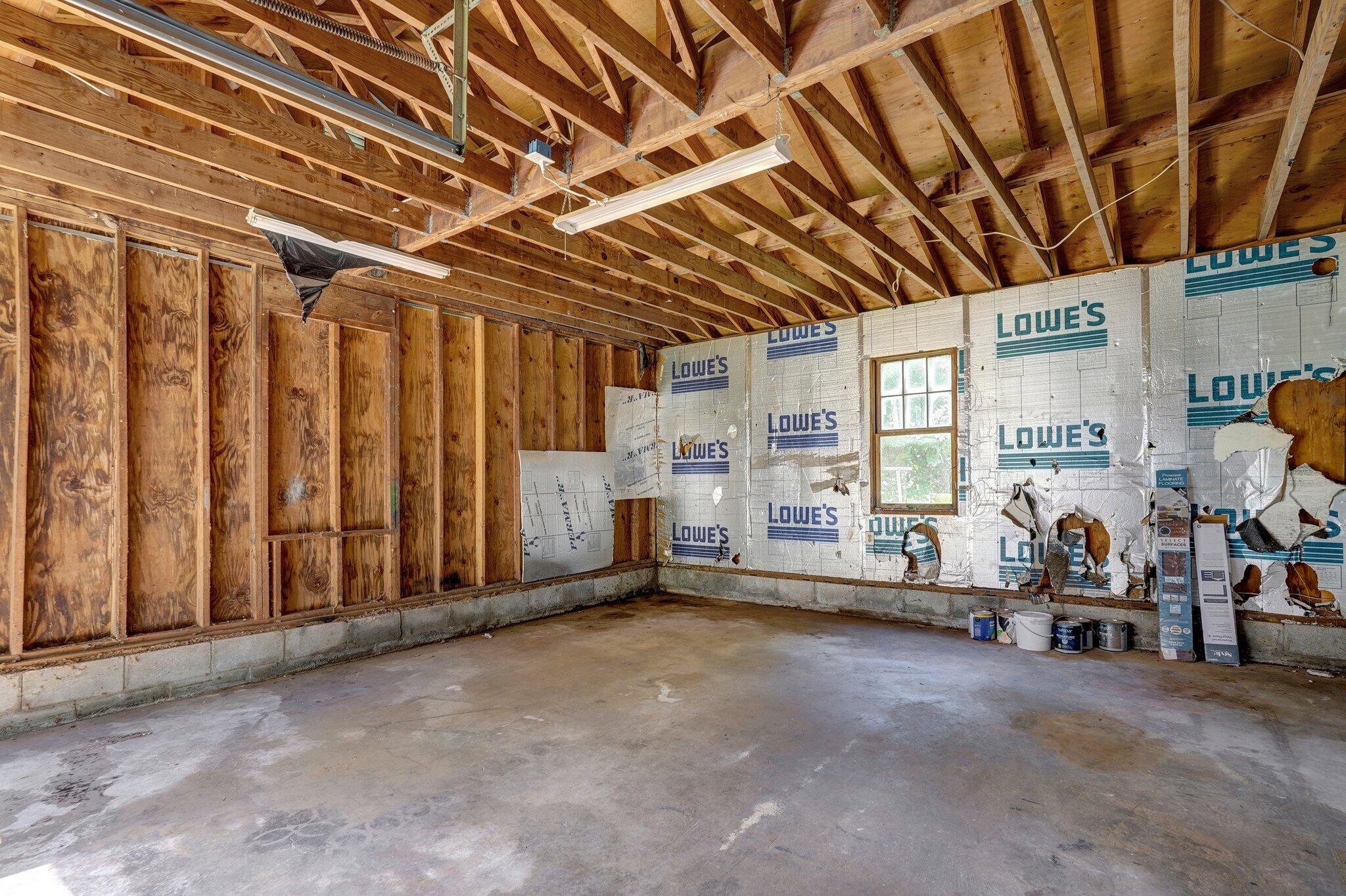 3113 North Howard Avenue Property Photo 26