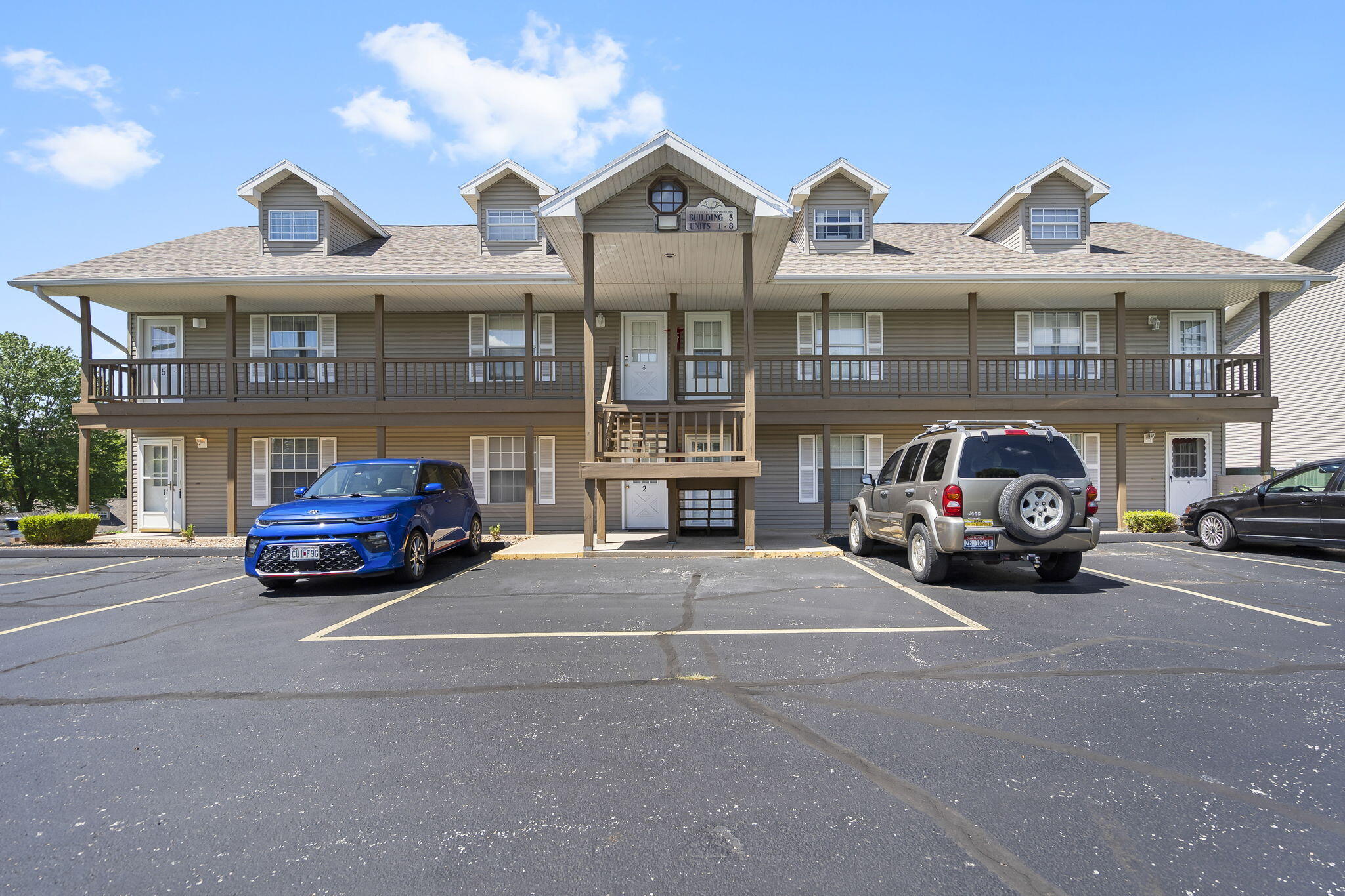 3 Memory Lane Property Photo 1