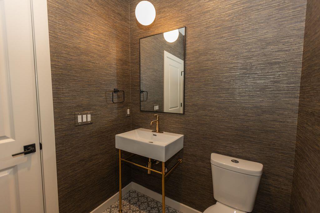 1319 East Valley Trail Drive Property Photo 20