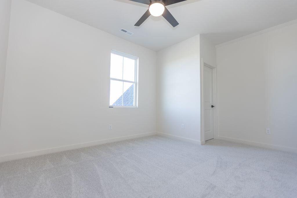 1319 East Valley Trail Drive Property Photo 23
