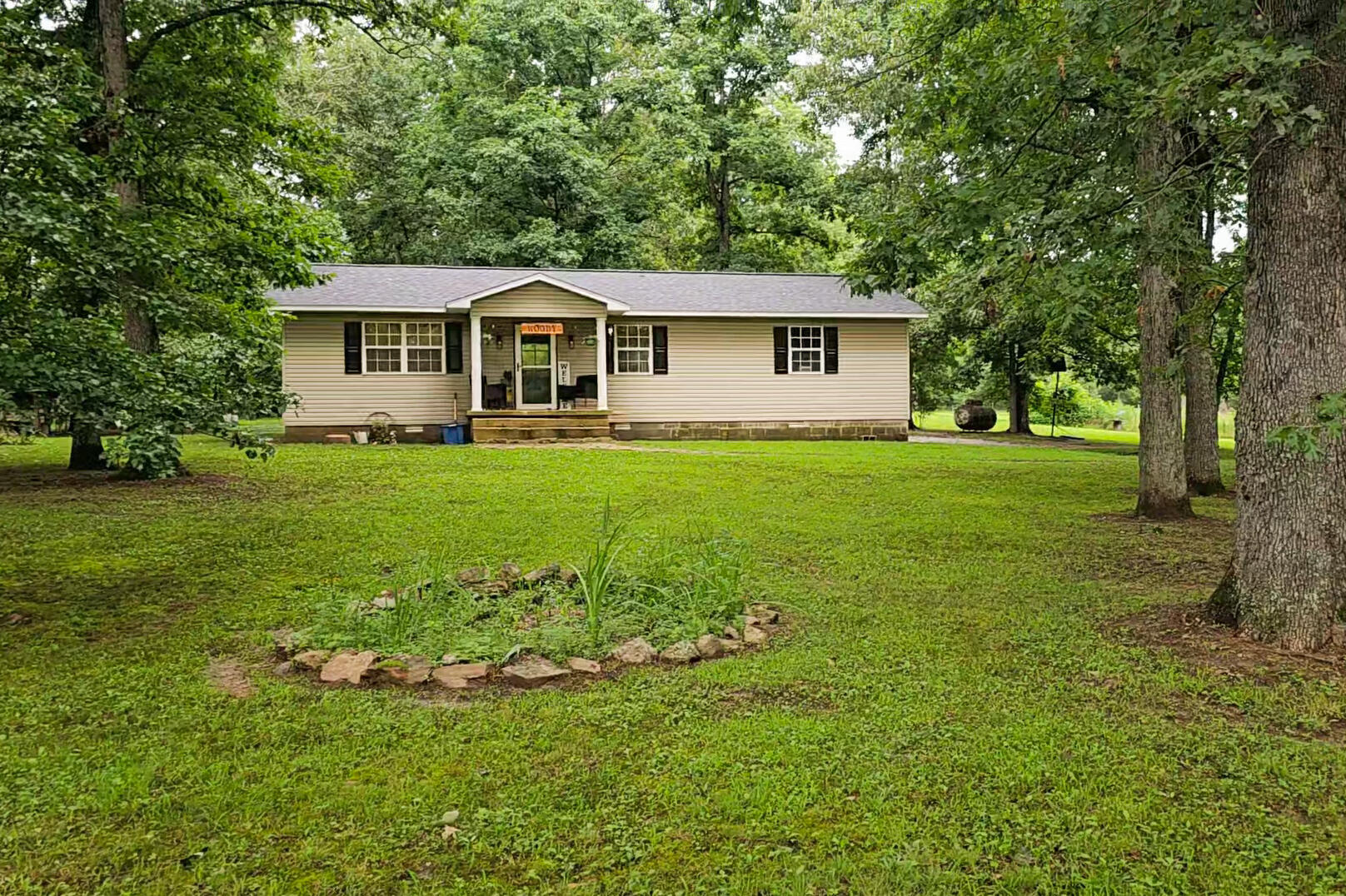 1631 Ripley J-2 Property Photo 1