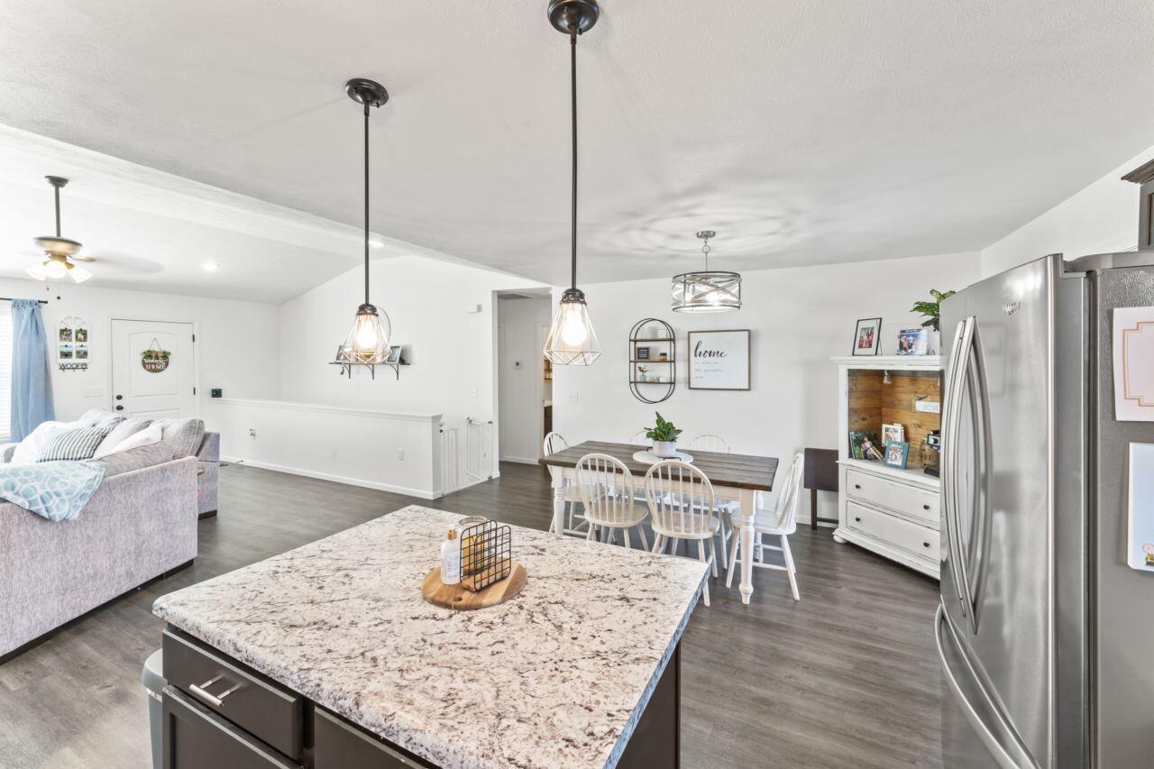 313 Wolf Trail Drive Property Photo 9