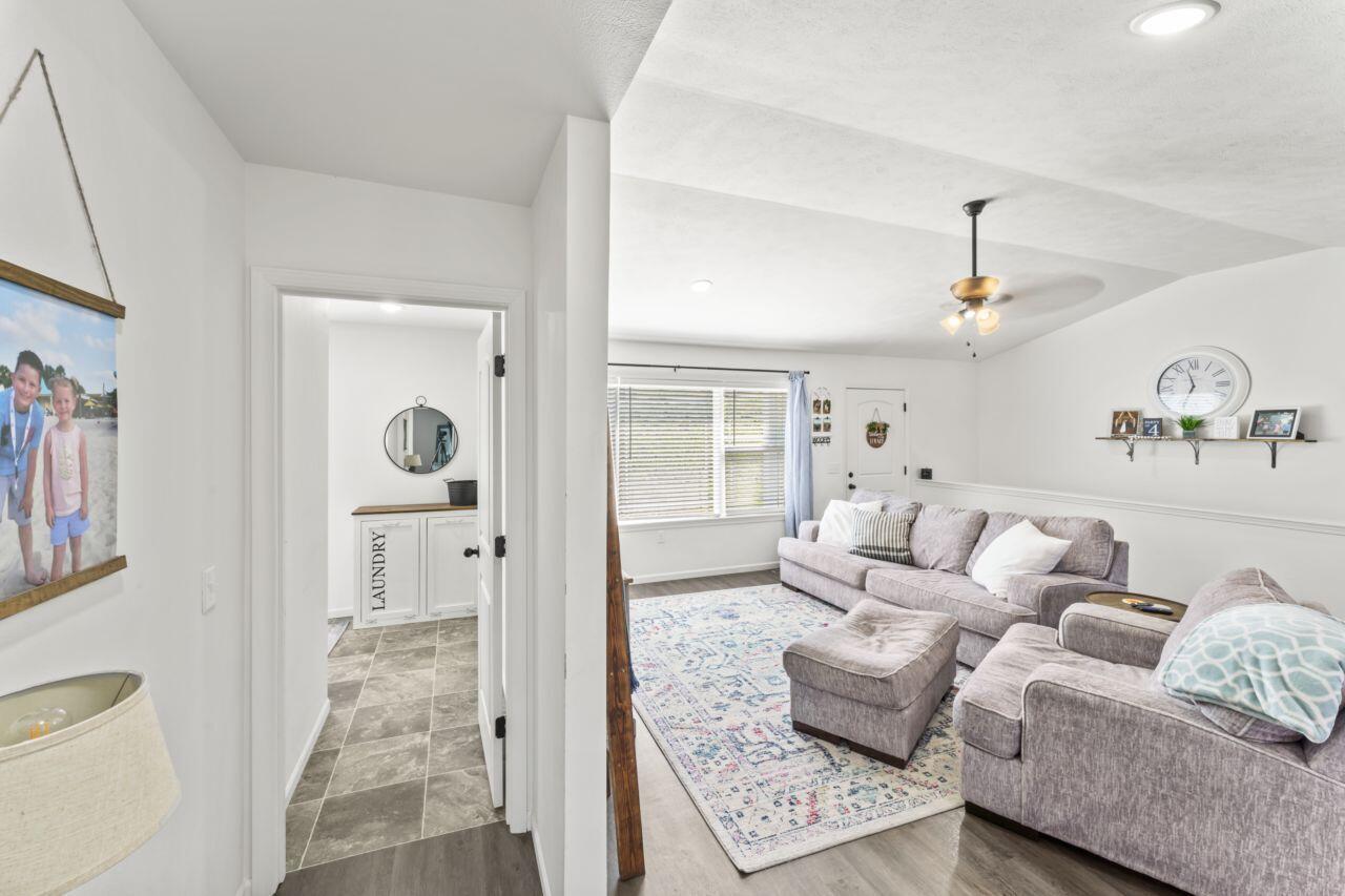 313 Wolf Trail Drive Property Photo 18