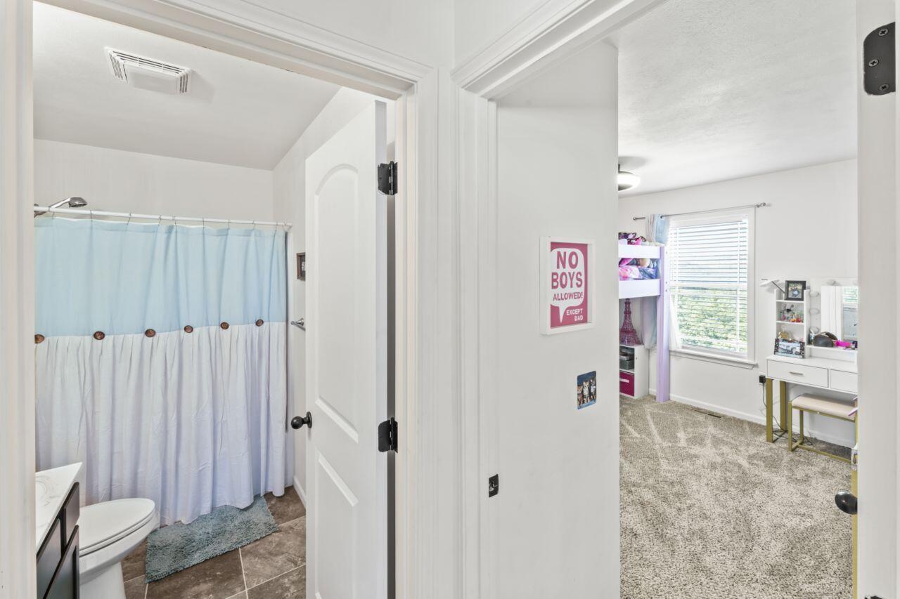 313 Wolf Trail Drive Property Photo 24