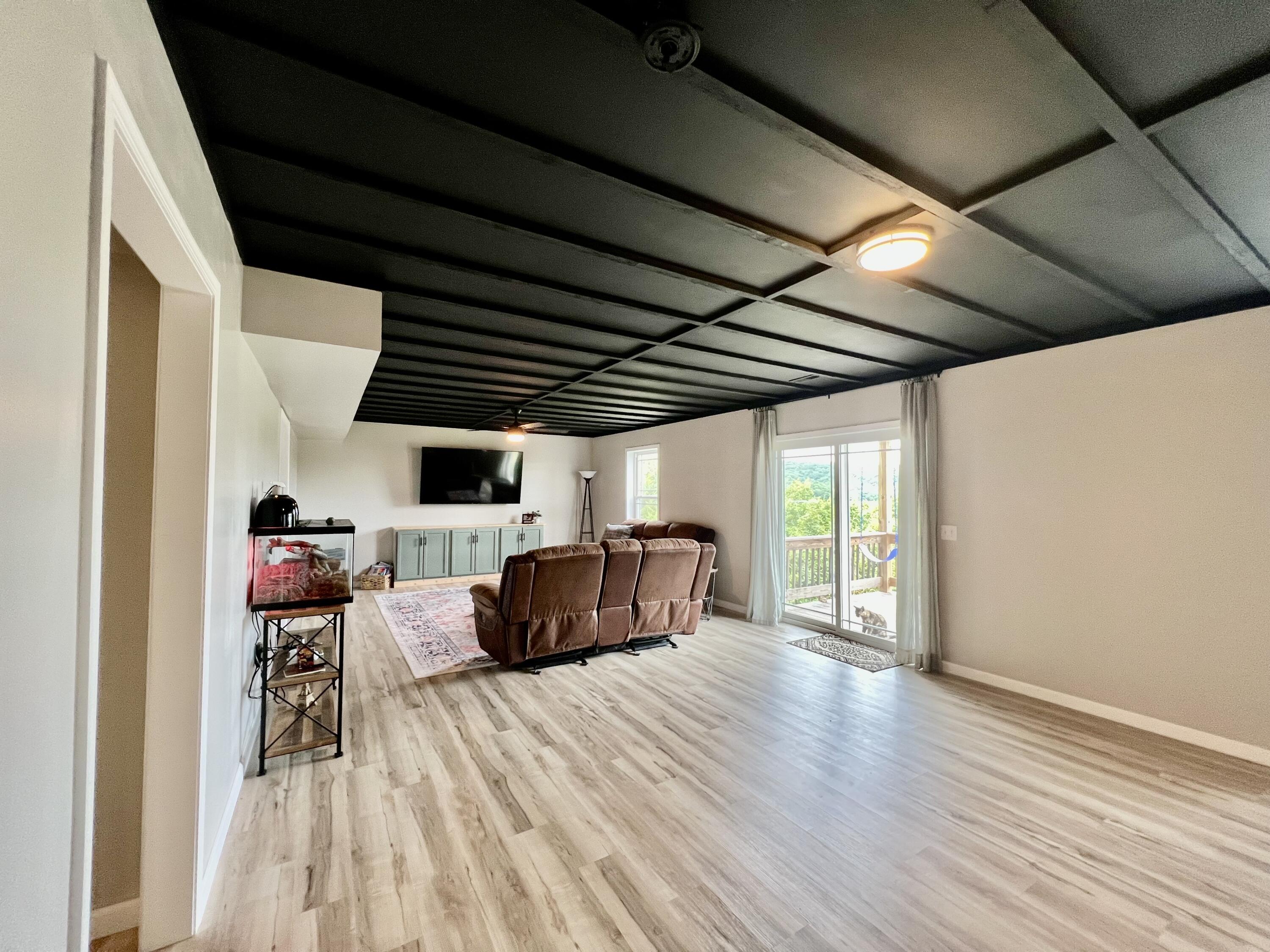 313 Wolf Trail Drive Property Photo 37