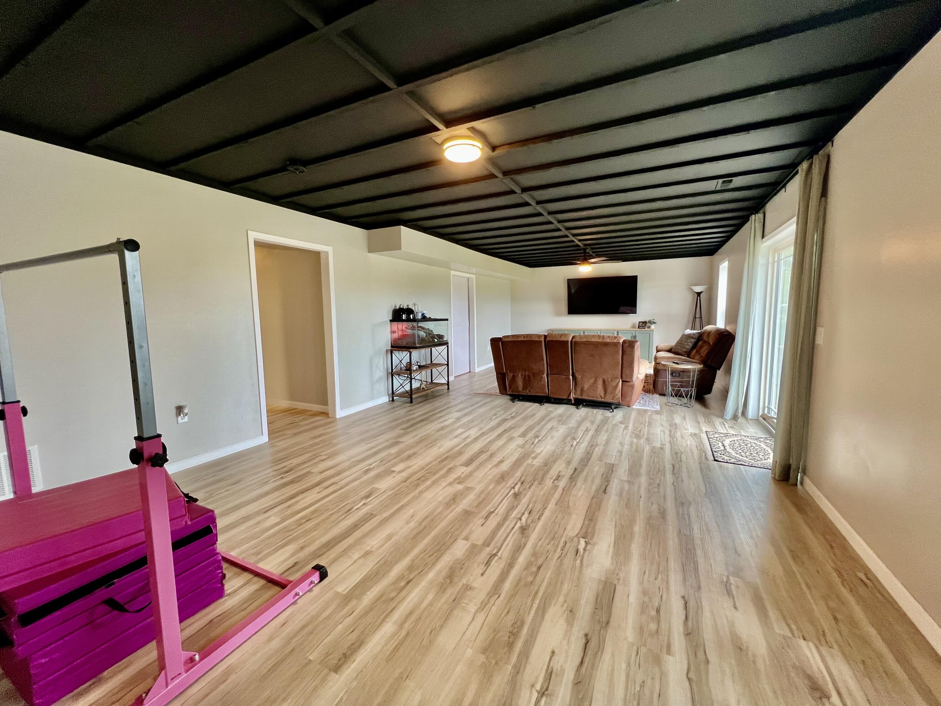 313 Wolf Trail Drive Property Photo 38