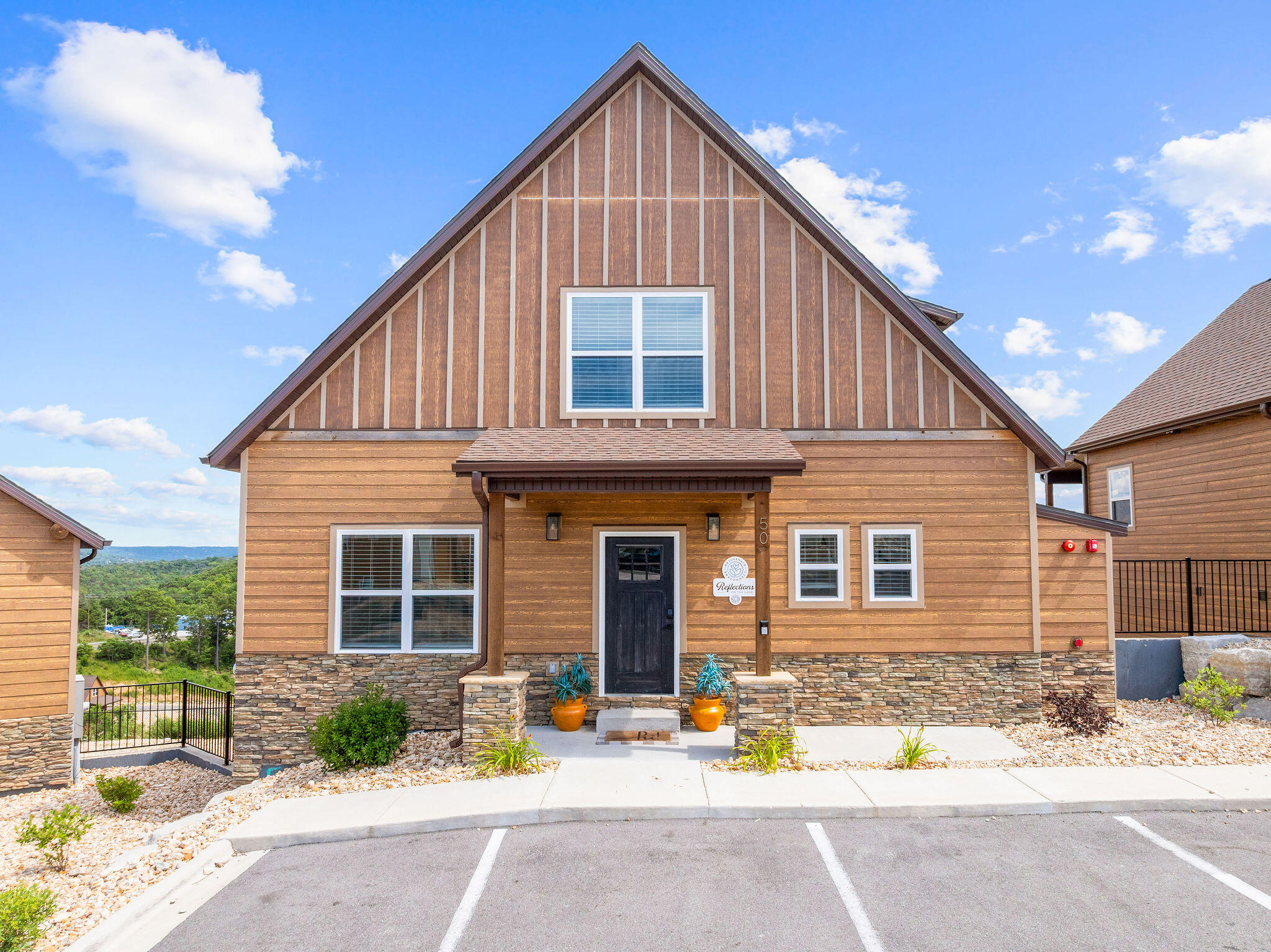 50 Settlers Cove Property Photo 2