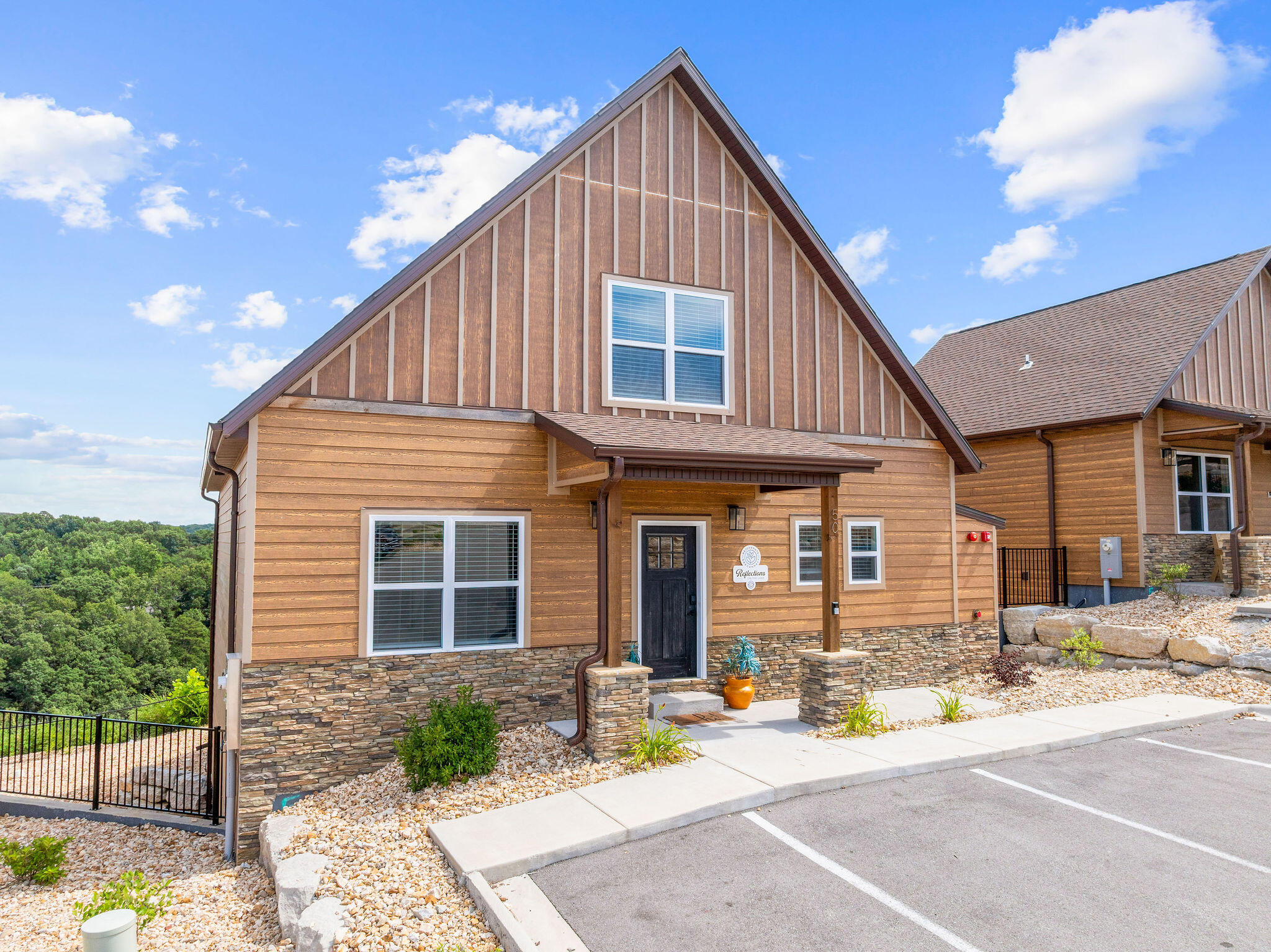 50 Settlers Cove Property Photo 3