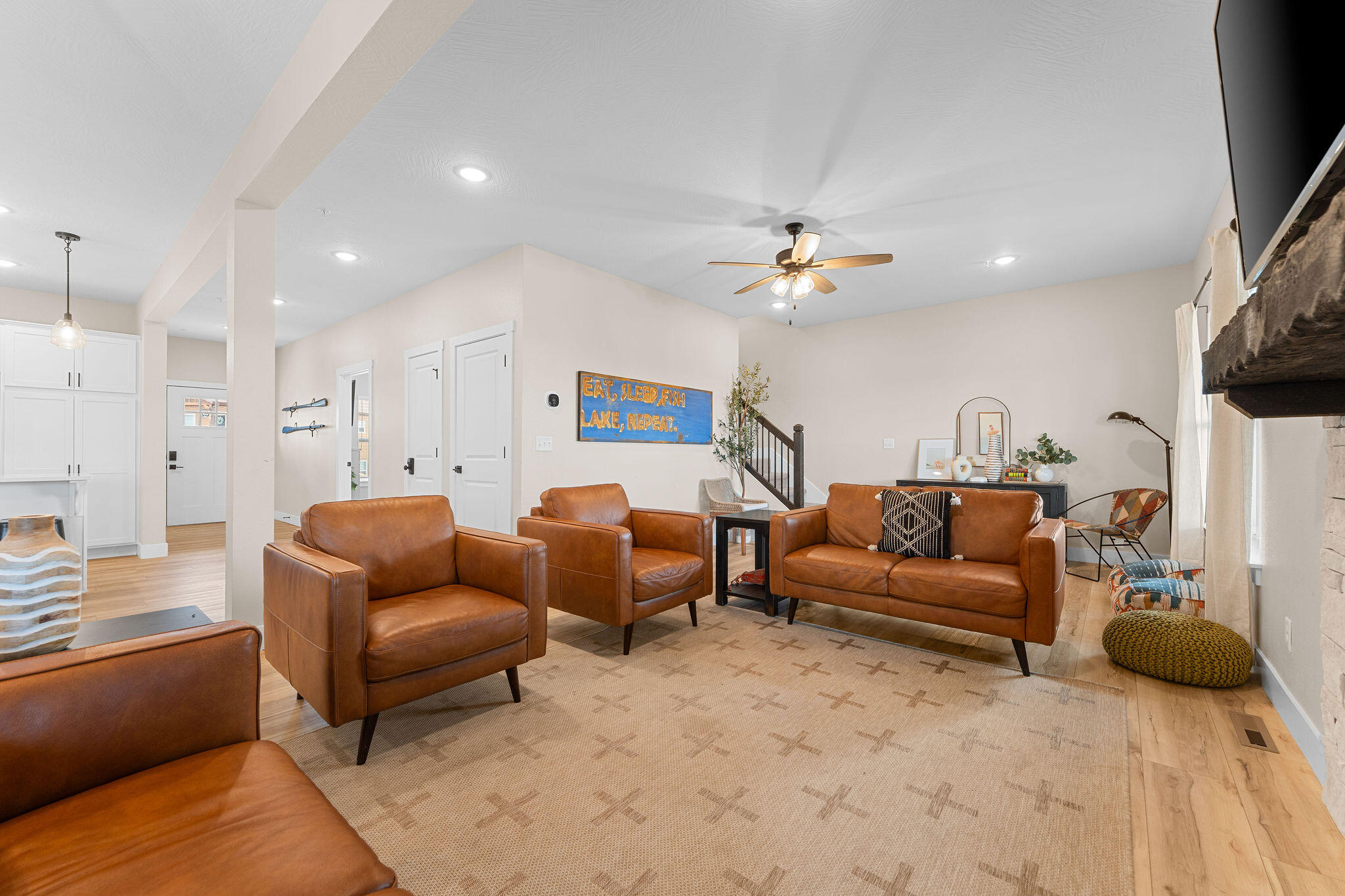 50 Settlers Cove Property Photo 16