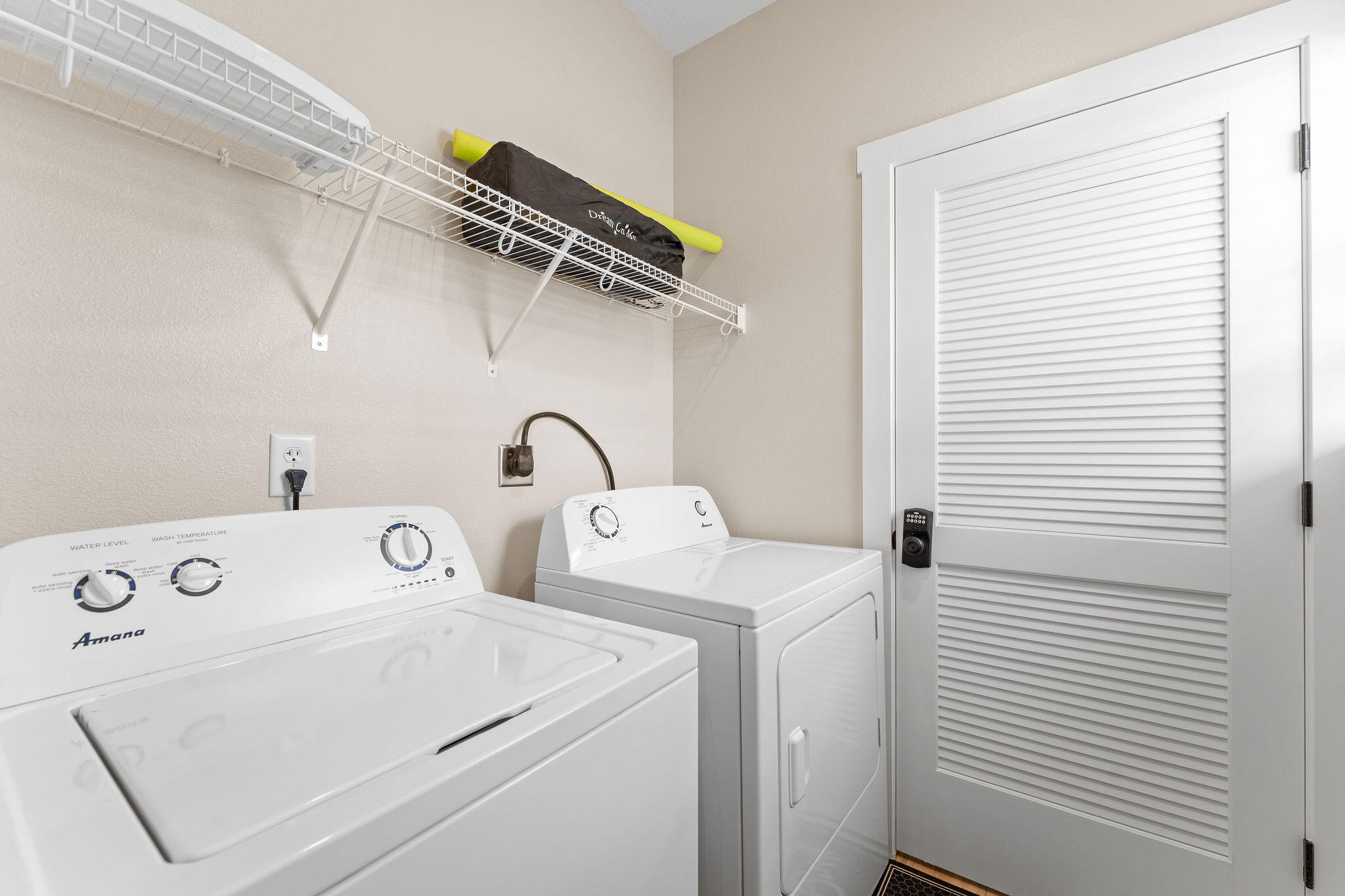 50 Settlers Cove Property Photo 22