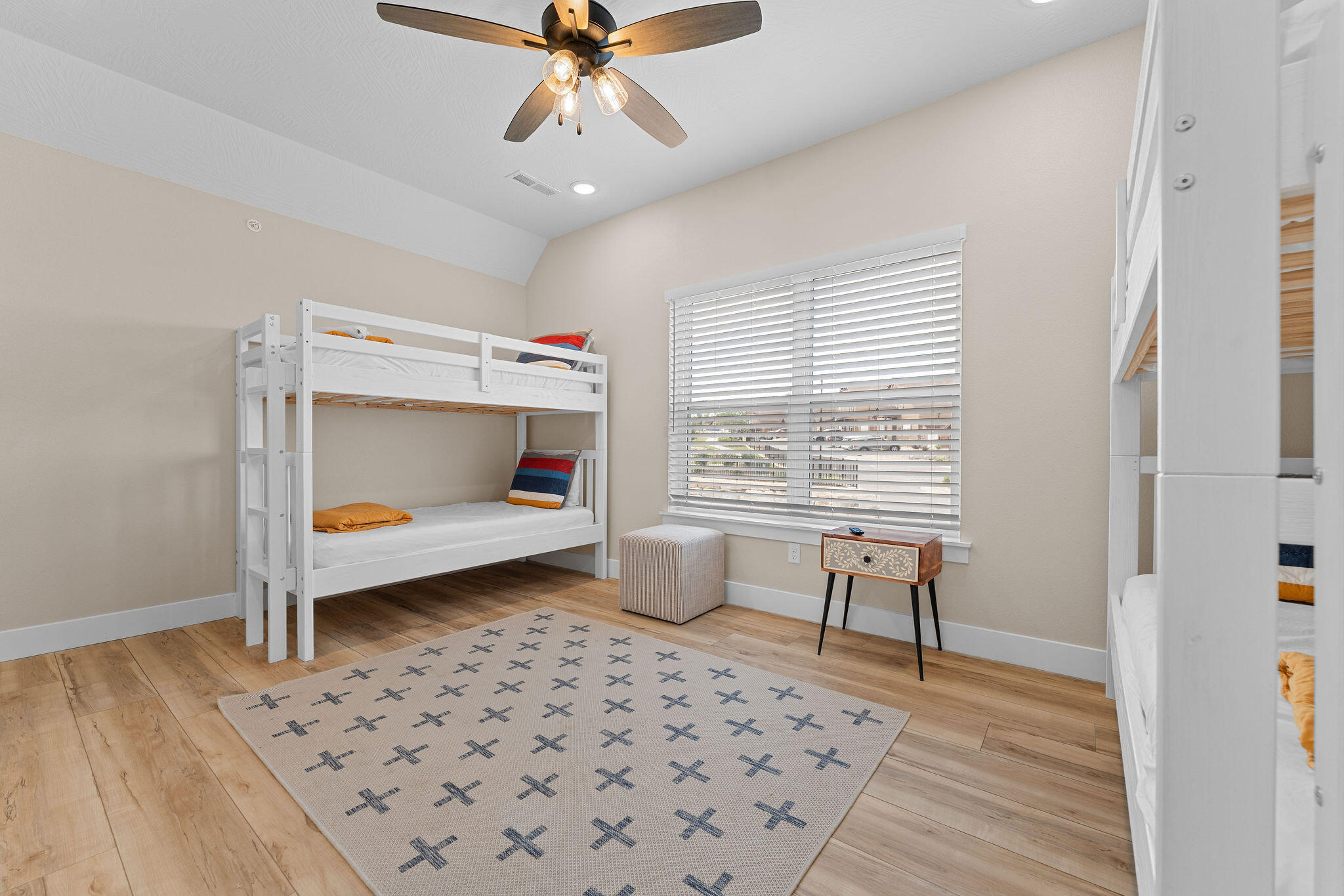 50 Settlers Cove Property Photo 31