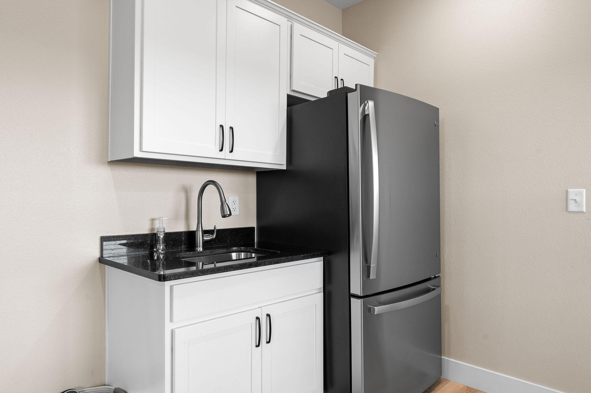 50 Settlers Cove Property Photo 36