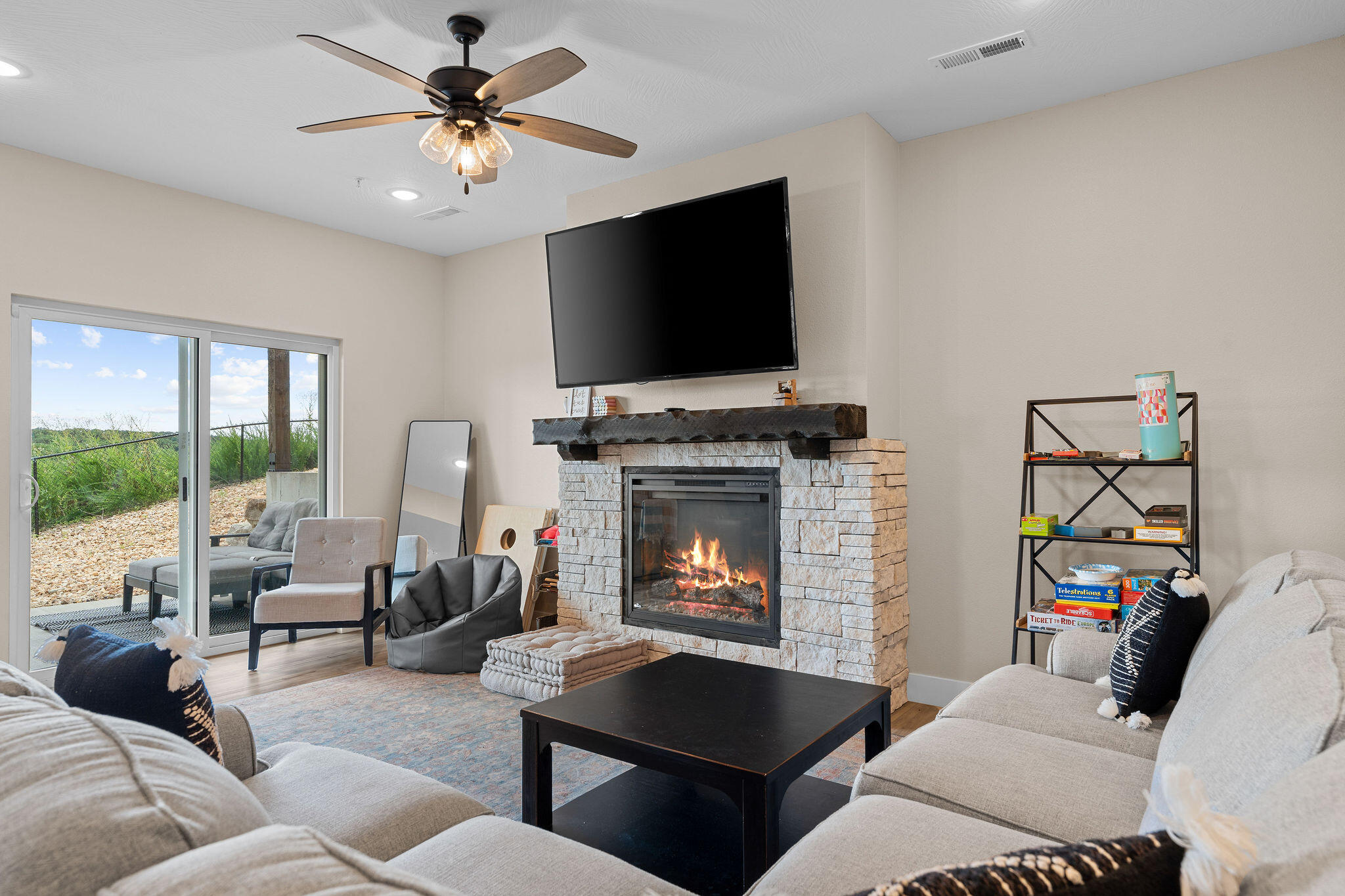 50 Settlers Cove Property Photo 37