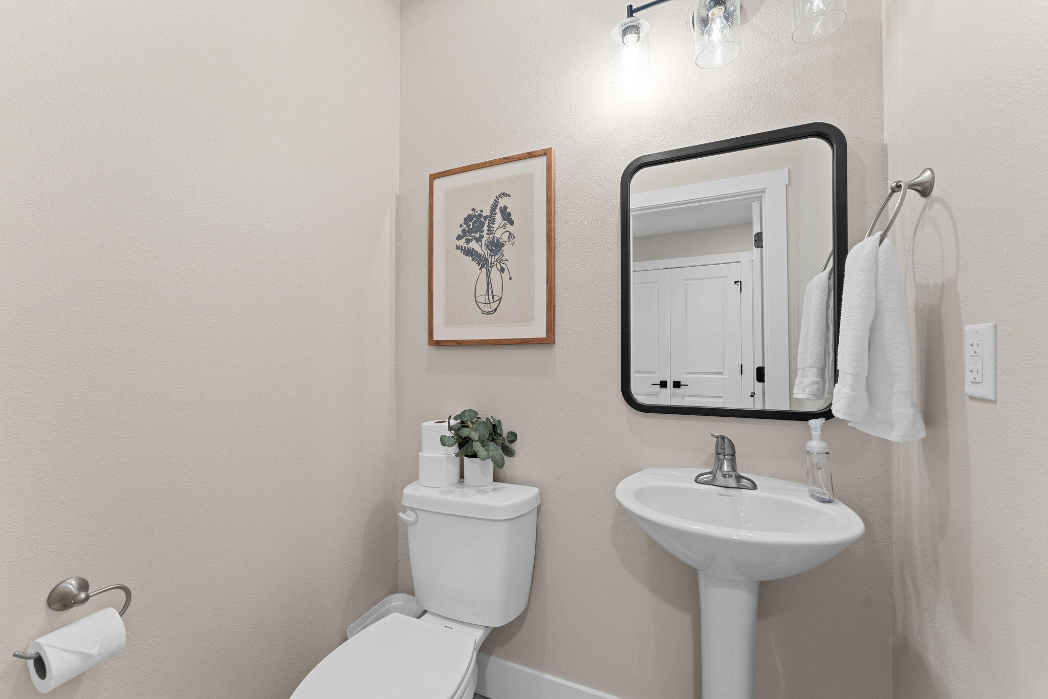 50 Settlers Cove Property Photo 44