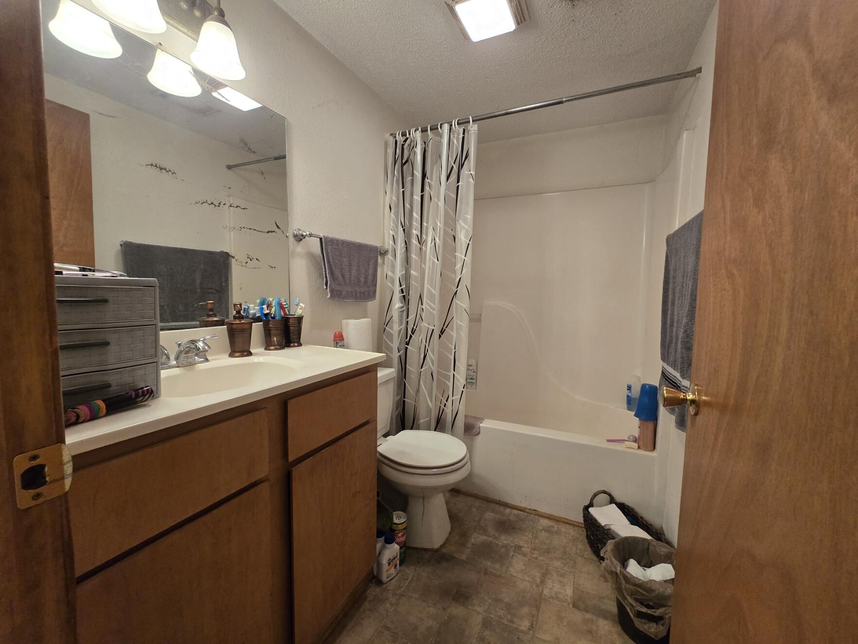445 Monroe Street Property Photo 9