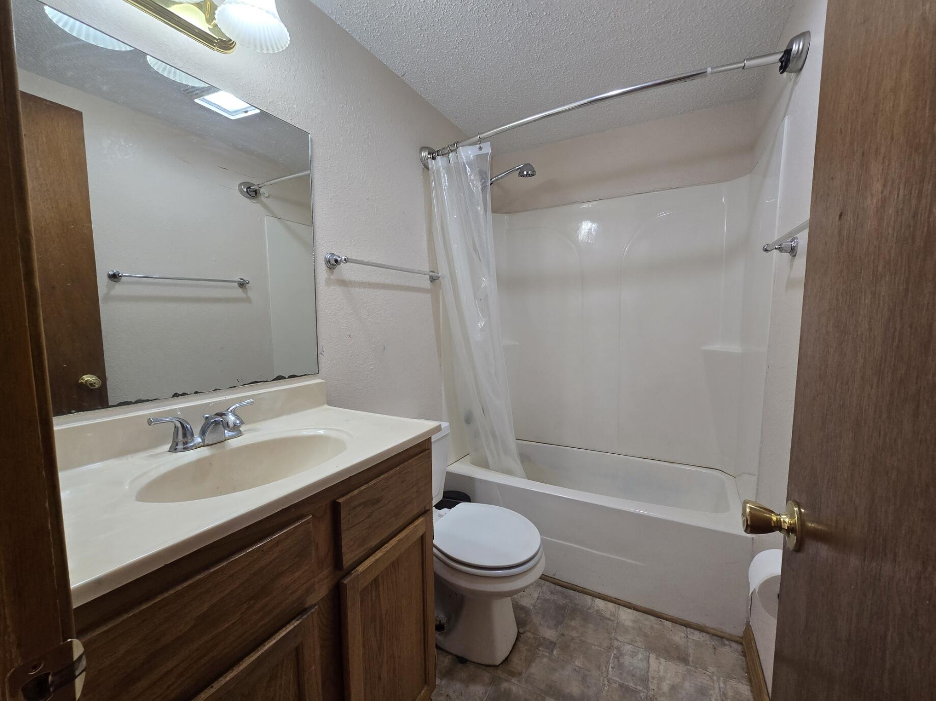 445 Monroe Street Property Photo 11