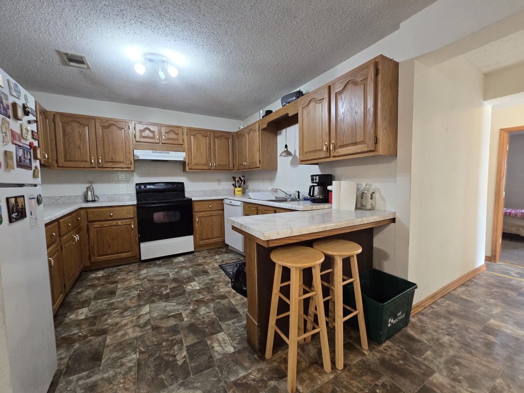 445 Monroe Street Property Photo 15