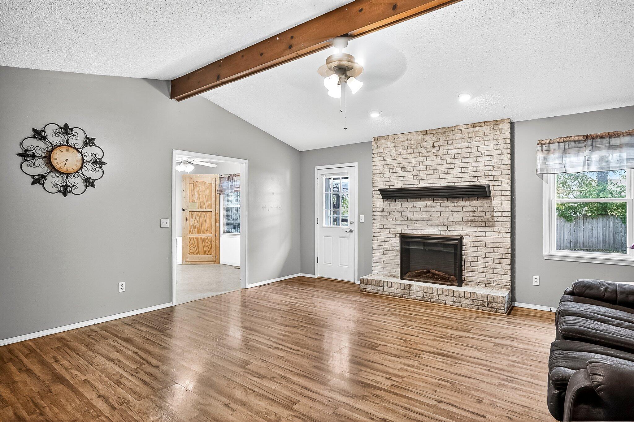 3849 South Leawood Avenue Property Photo 6