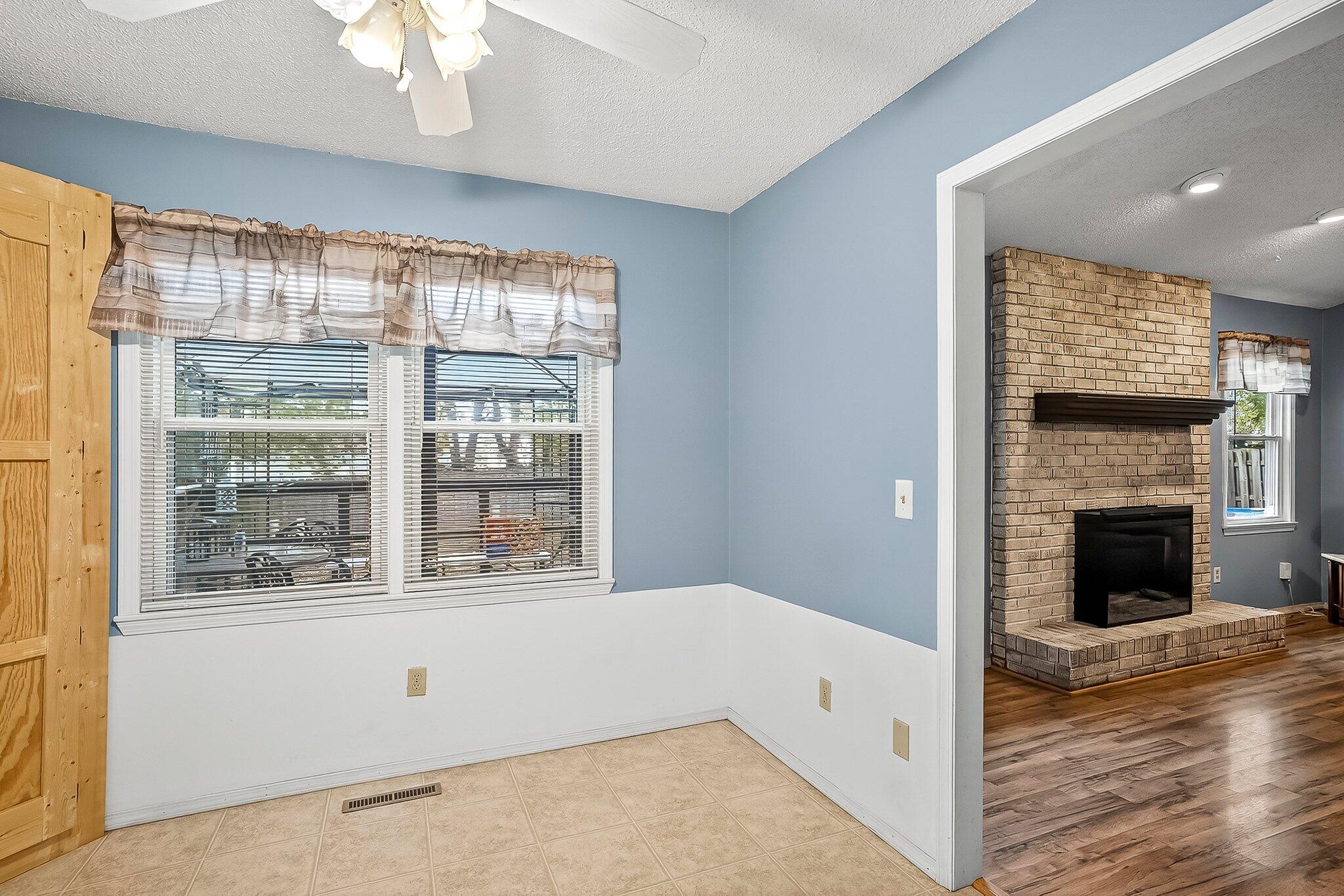 3849 South Leawood Avenue Property Photo 7