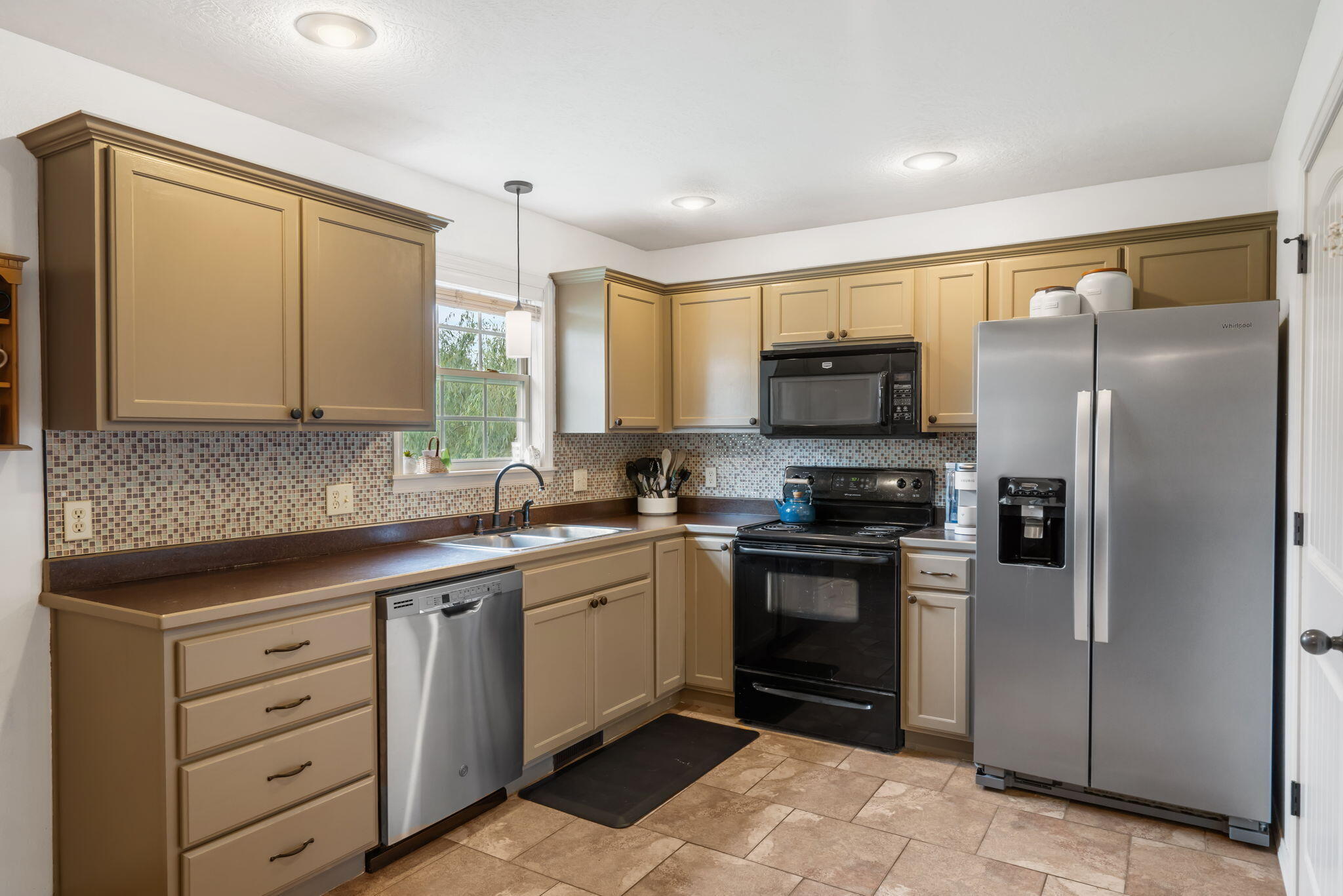 1300 West Robin Street Property Photo 6