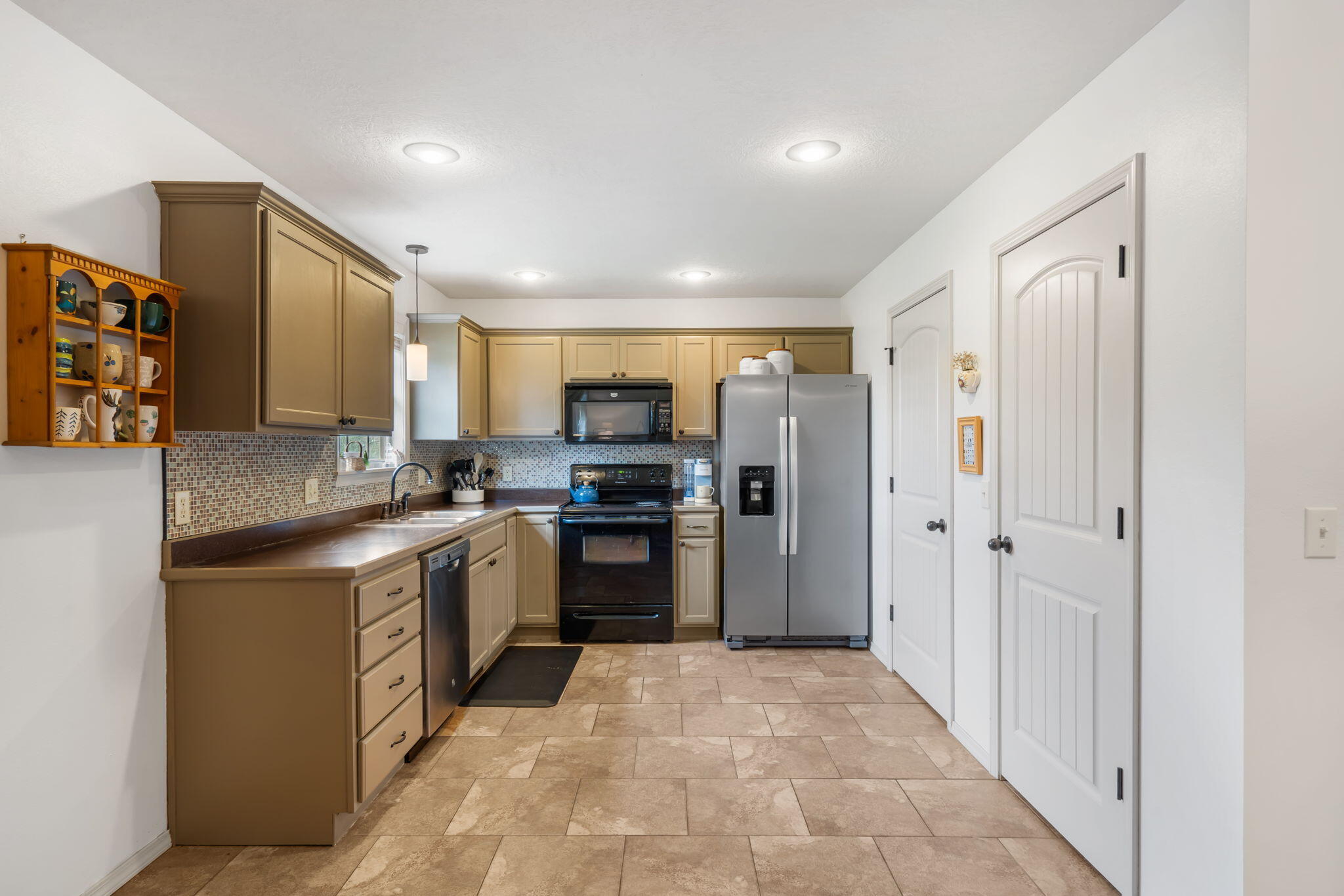 1300 West Robin Street Property Photo 7