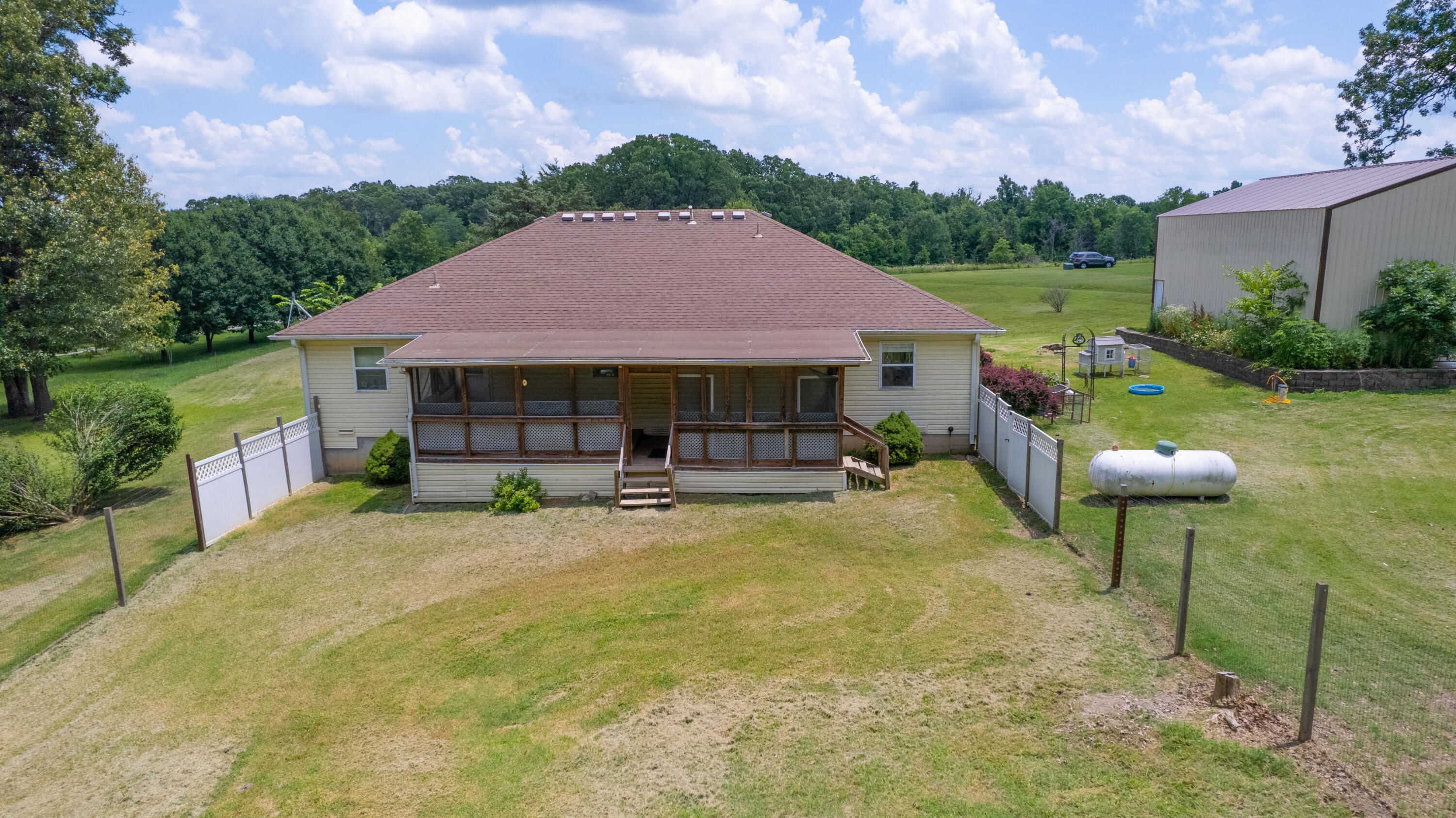 163 Hidden Hollow Drive Property Photo 4
