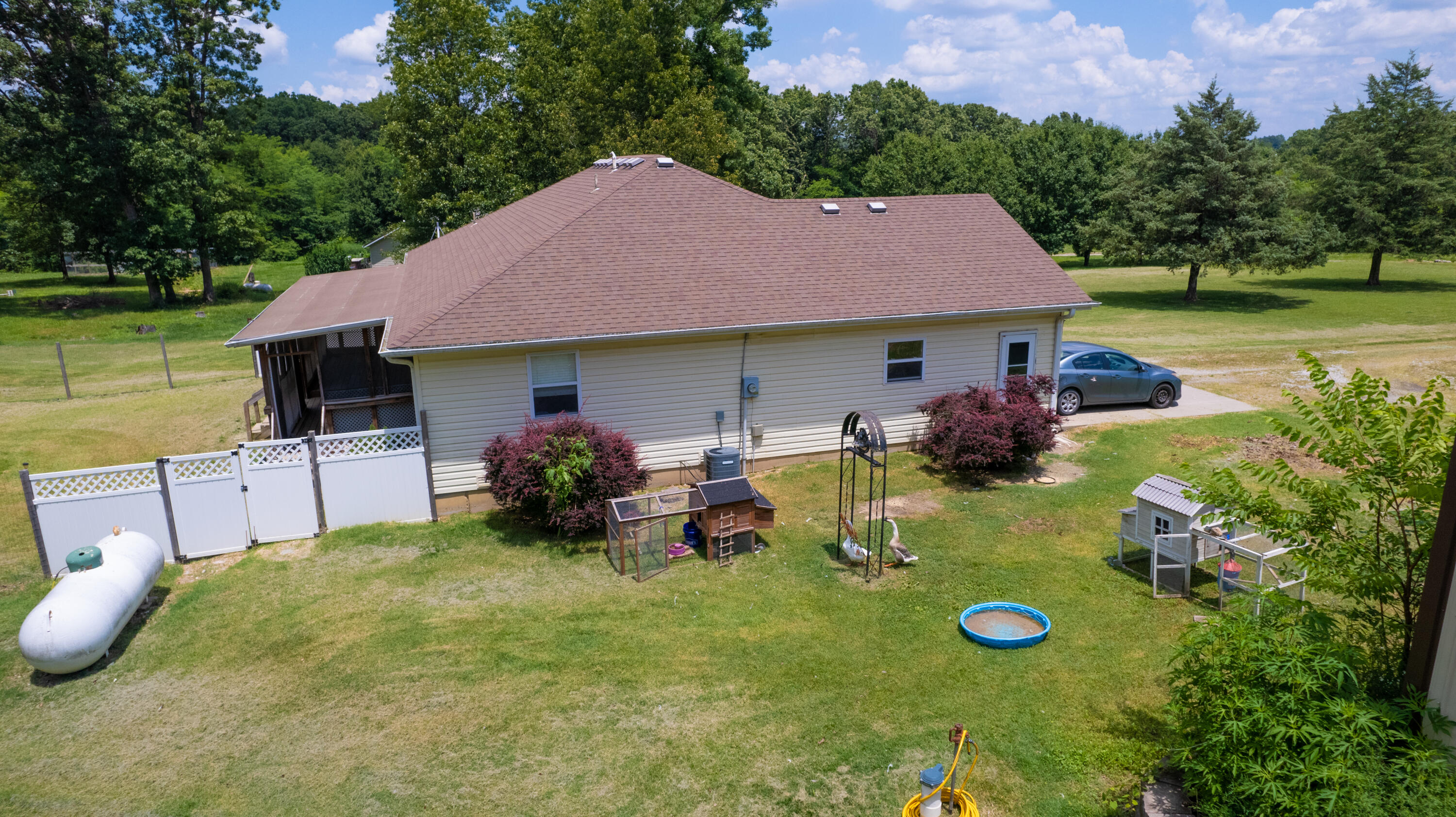 163 Hidden Hollow Drive Property Photo 12