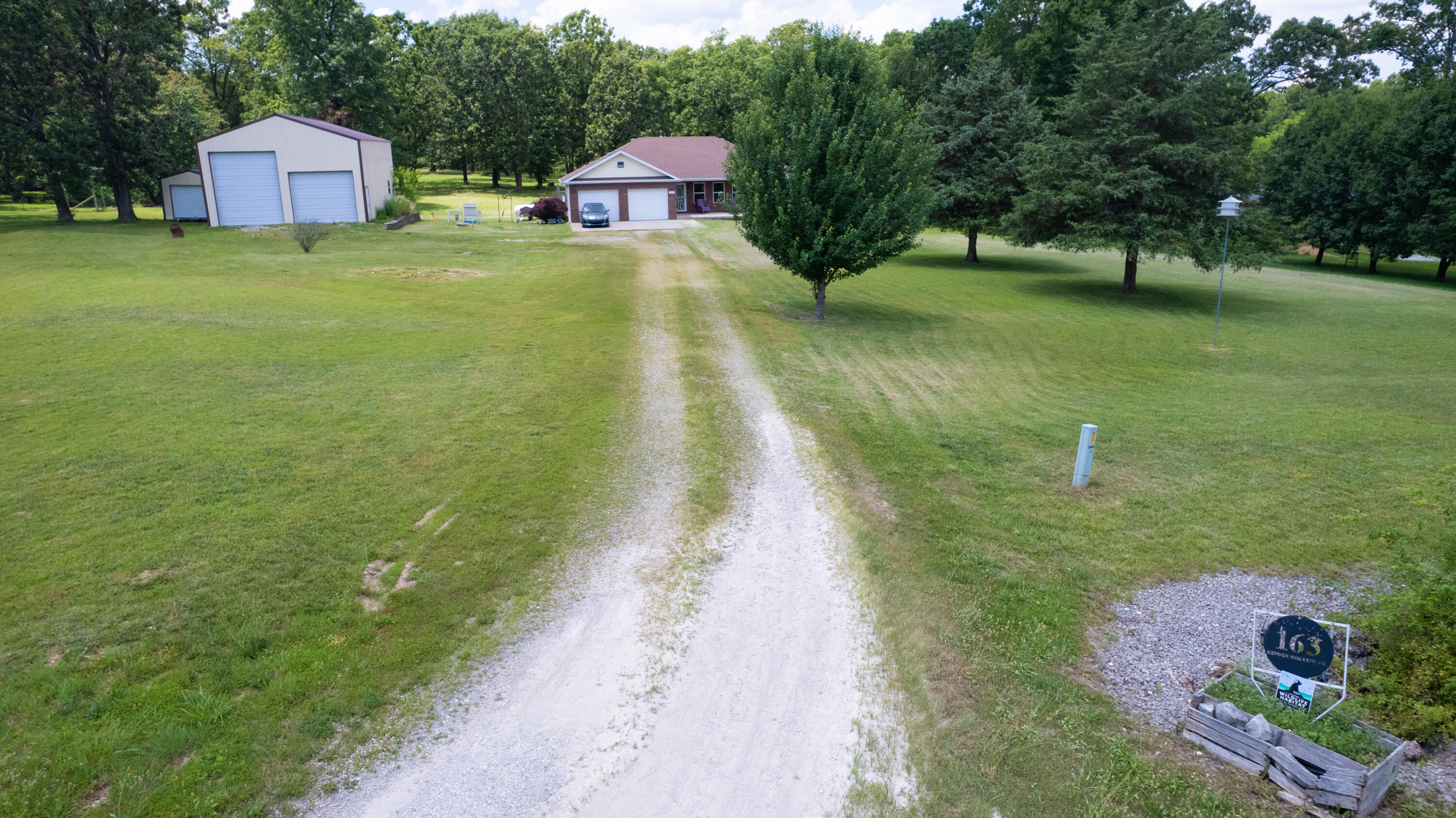 163 Hidden Hollow Drive Property Photo 15